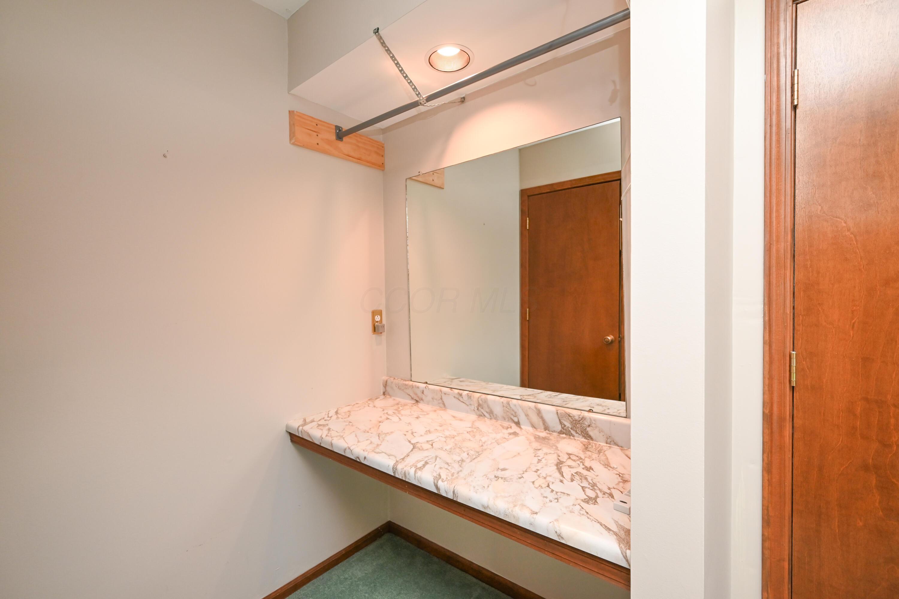 1208 Crescent Heights Road Property Photo 28