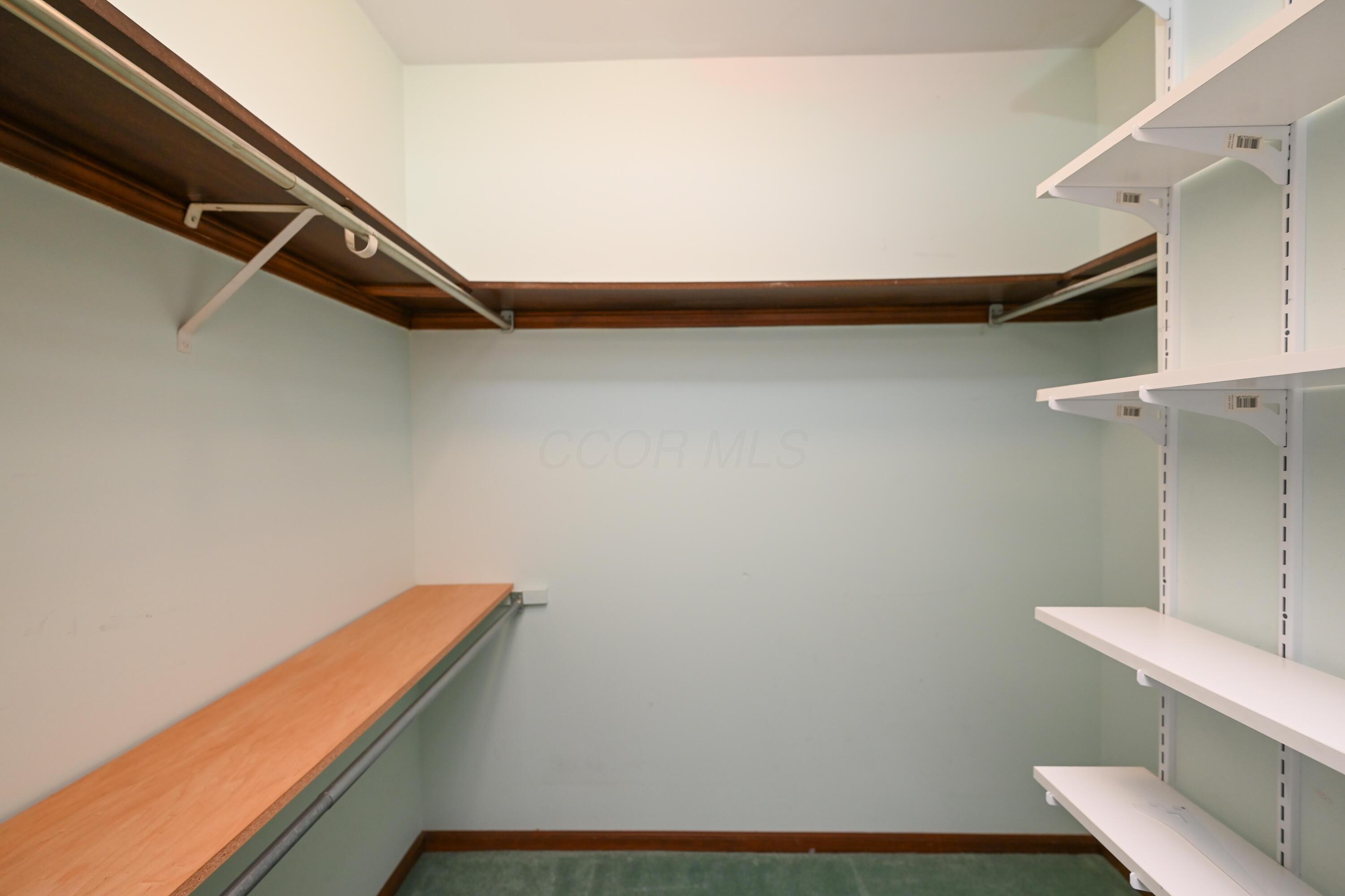 1208 Crescent Heights Road Property Photo 29