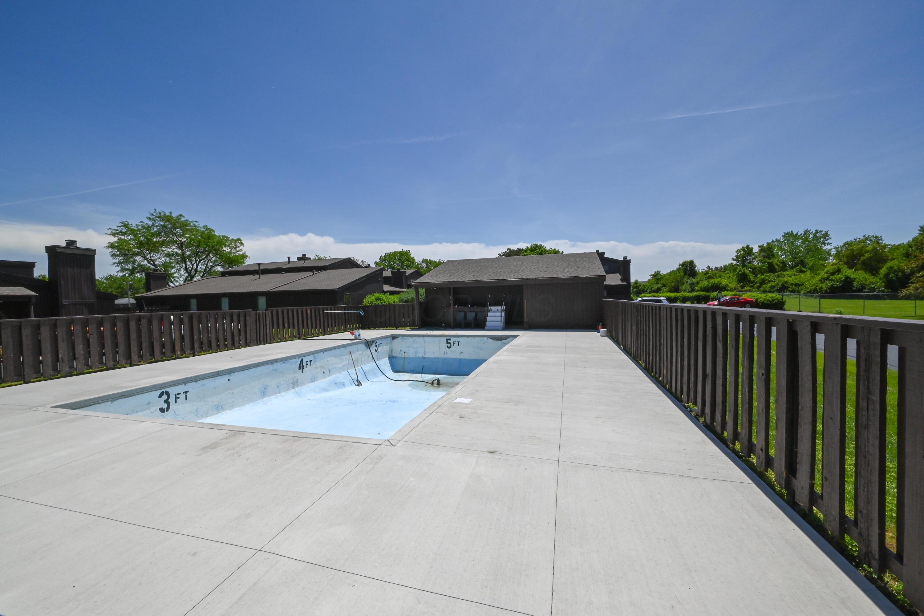 1208 Crescent Heights Road Property Photo 44