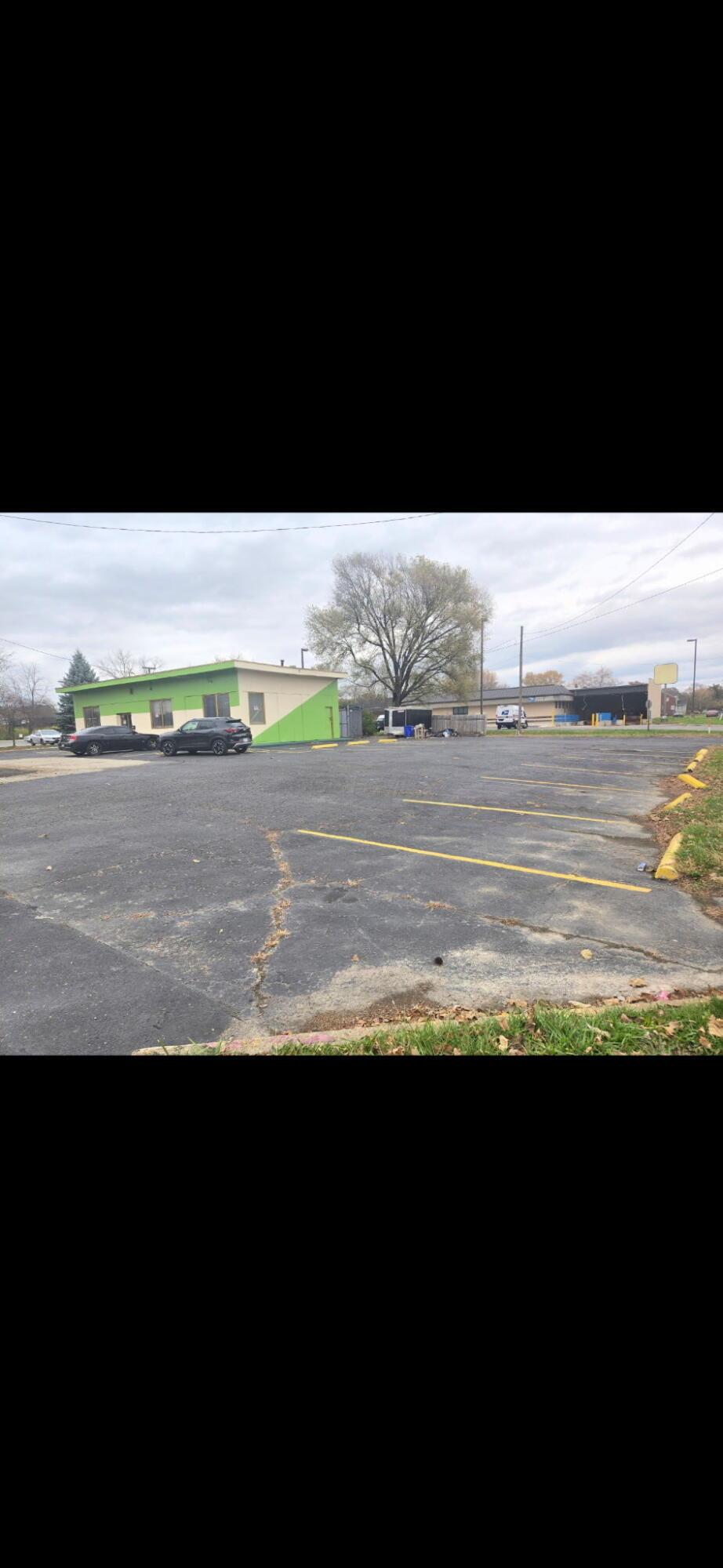1620 Lockbourne Road Property Photo 2
