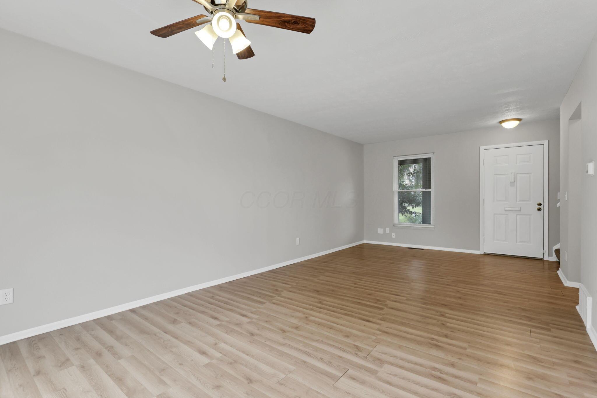 5862 Hallridge Circle Property Photo 20