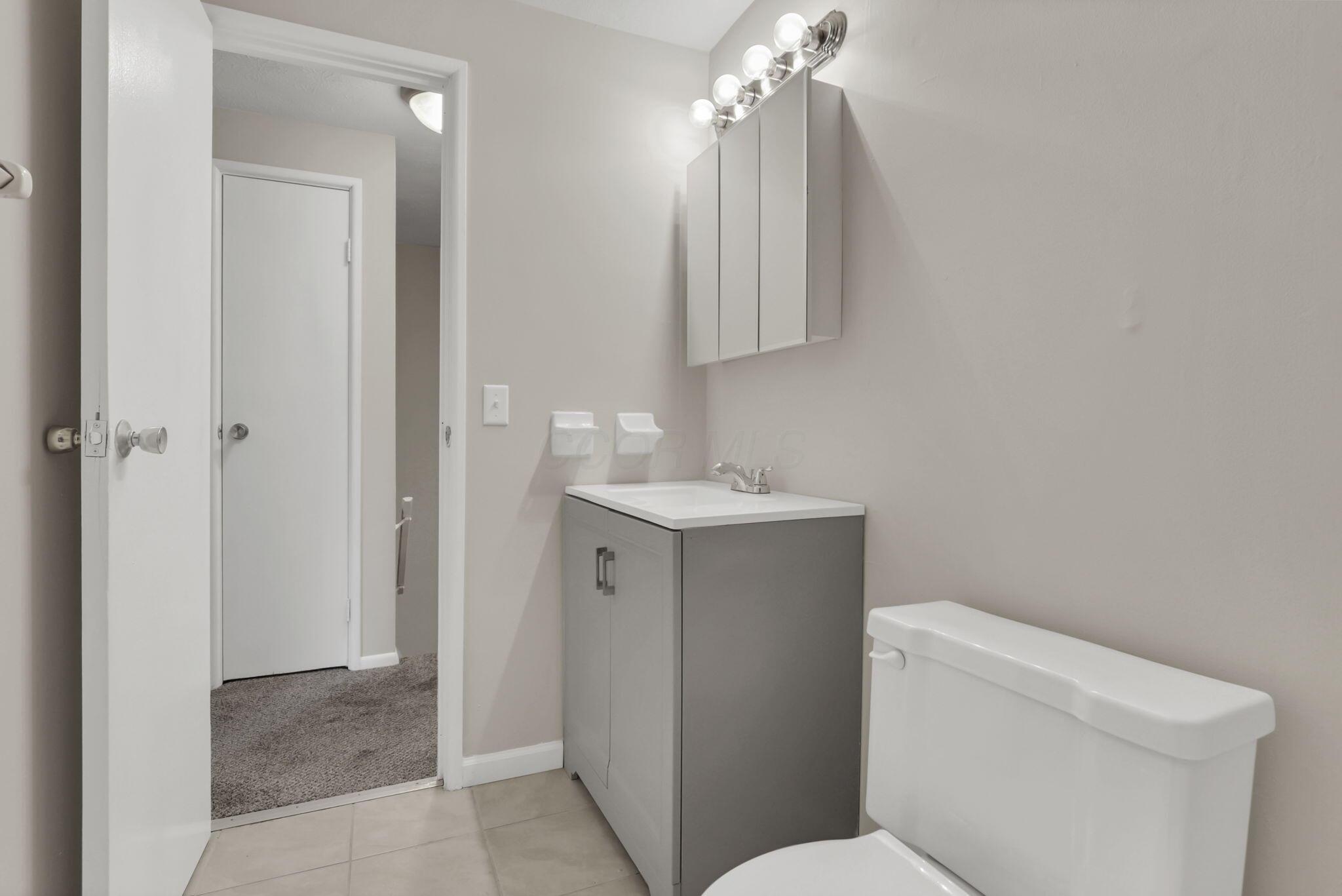 5862 Hallridge Circle Property Photo 36