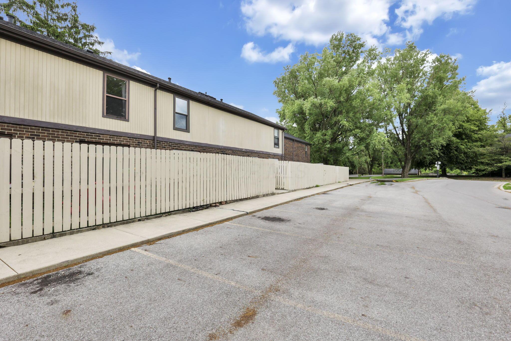5862 Hallridge Circle Property Photo 41