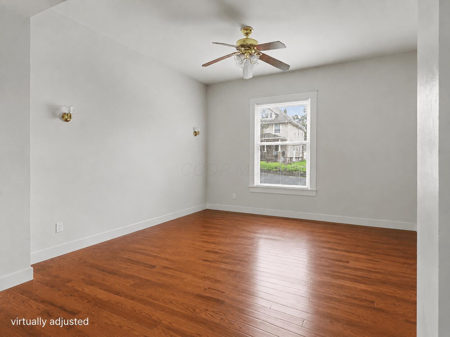 77 E Patterson Property Photo 5