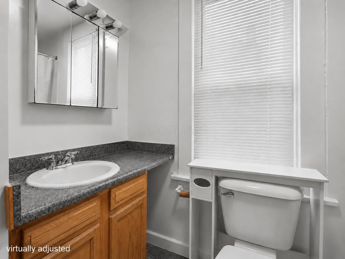 77 E Patterson Property Photo 11