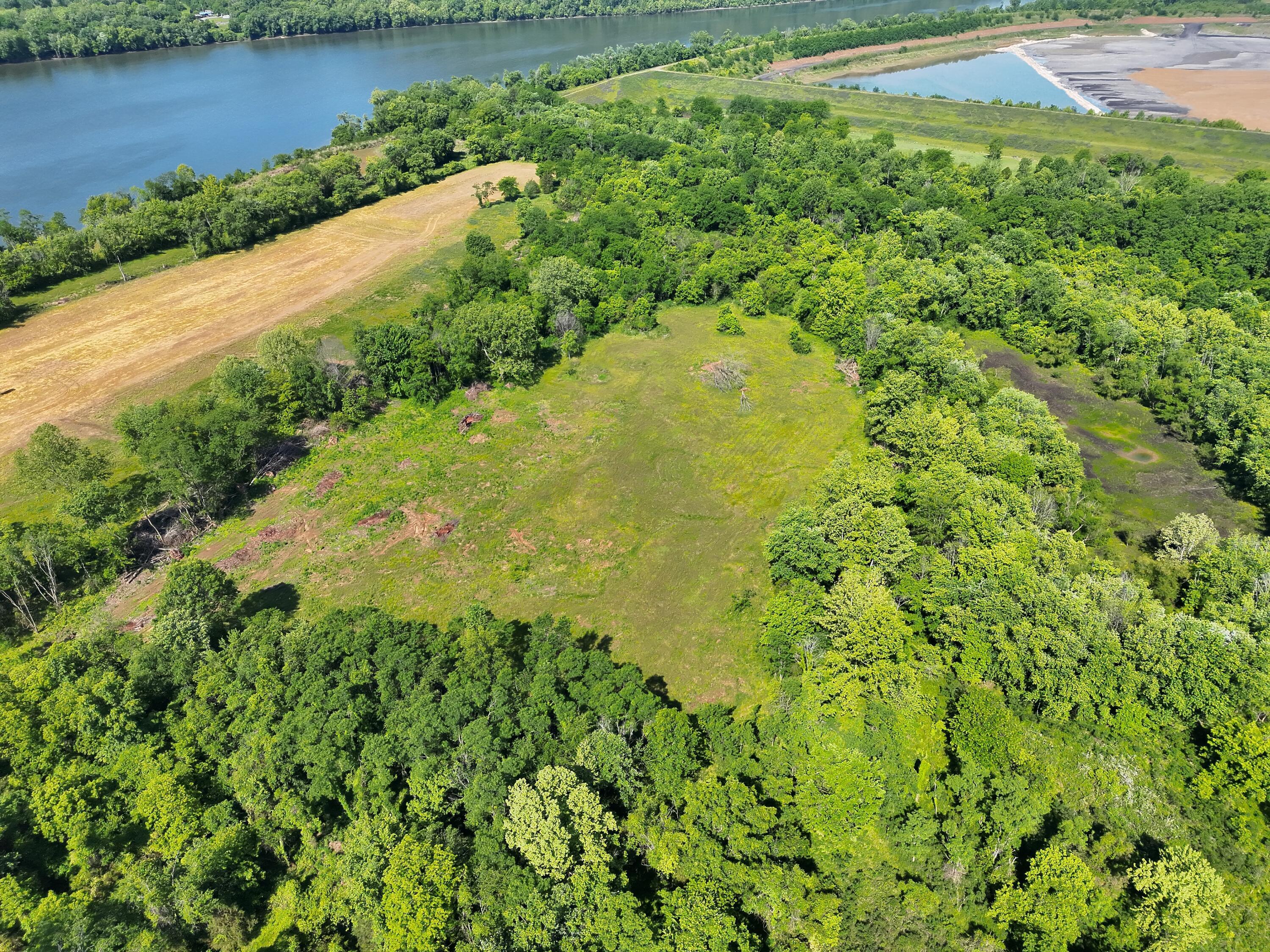 16675 Us Highway 52 Property Photo 8