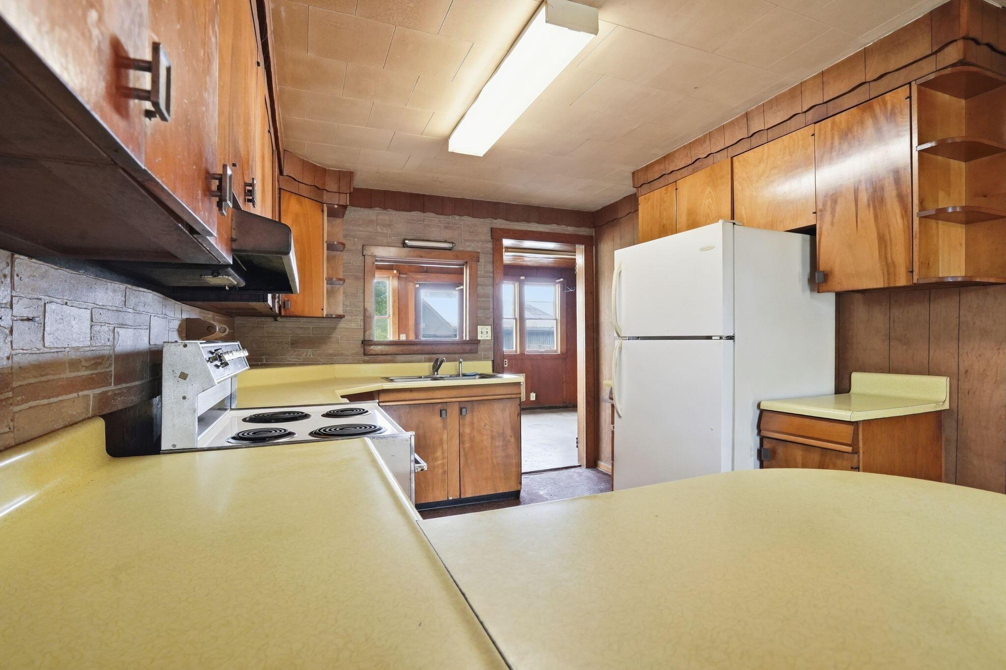 4304 Ceramic Road Property Photo 5