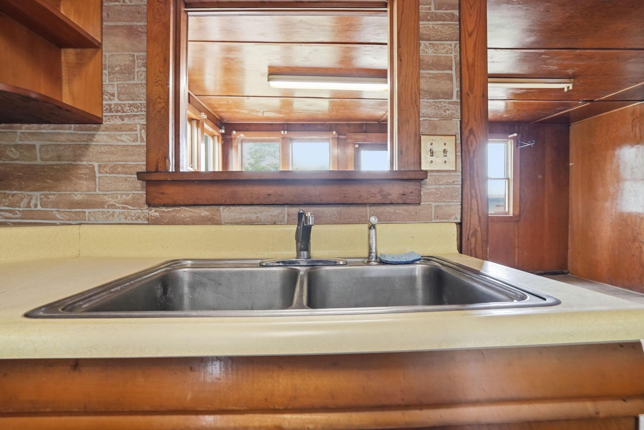 4304 Ceramic Road Property Photo 6