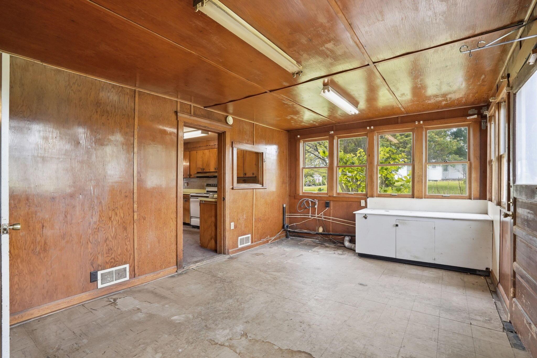 4304 Ceramic Road Property Photo 9