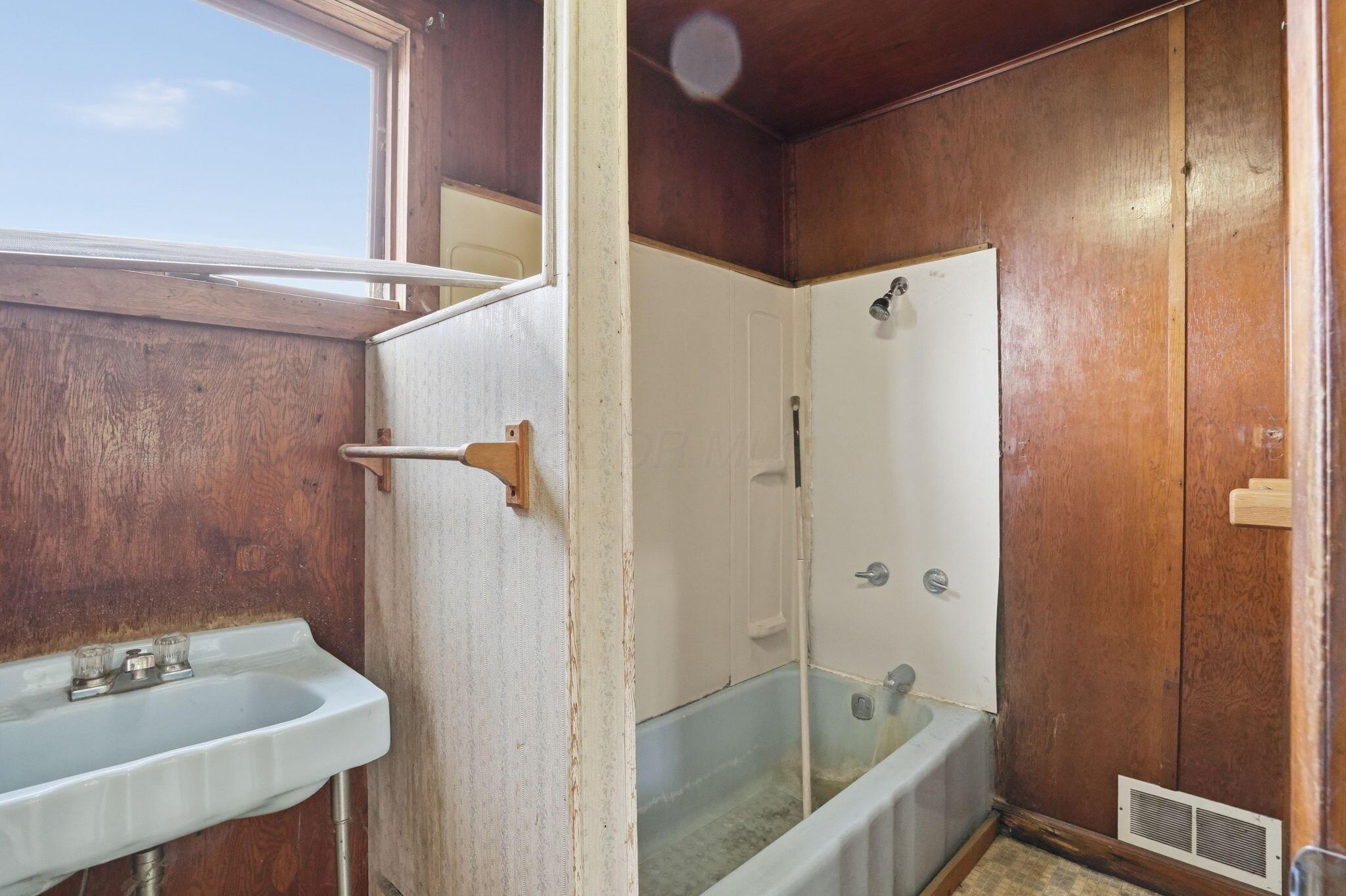 4304 Ceramic Road Property Photo 10