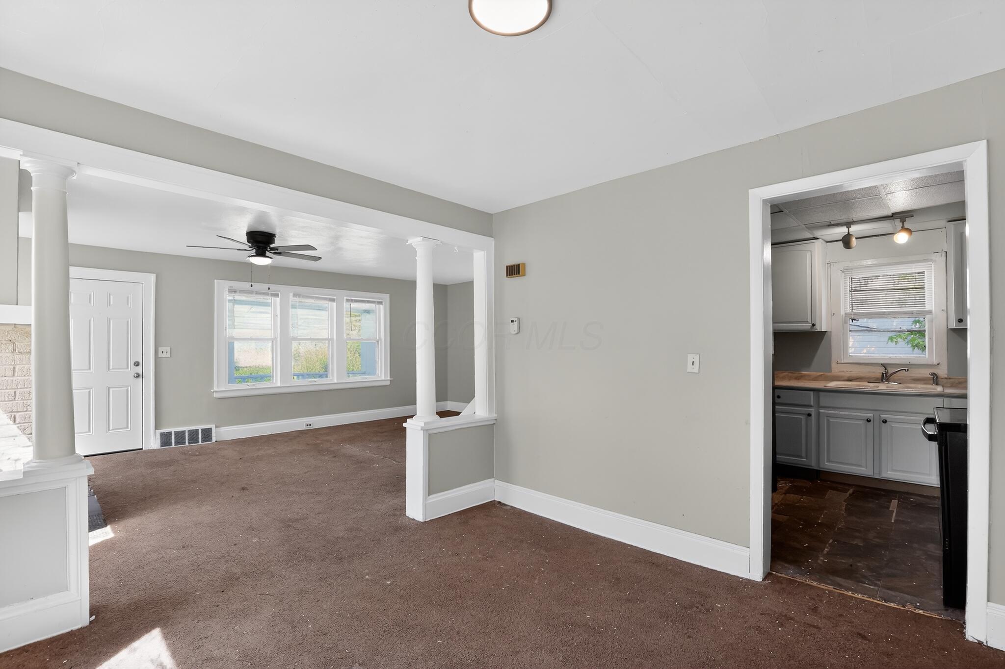 1537 E 214th Street Property Photo 6