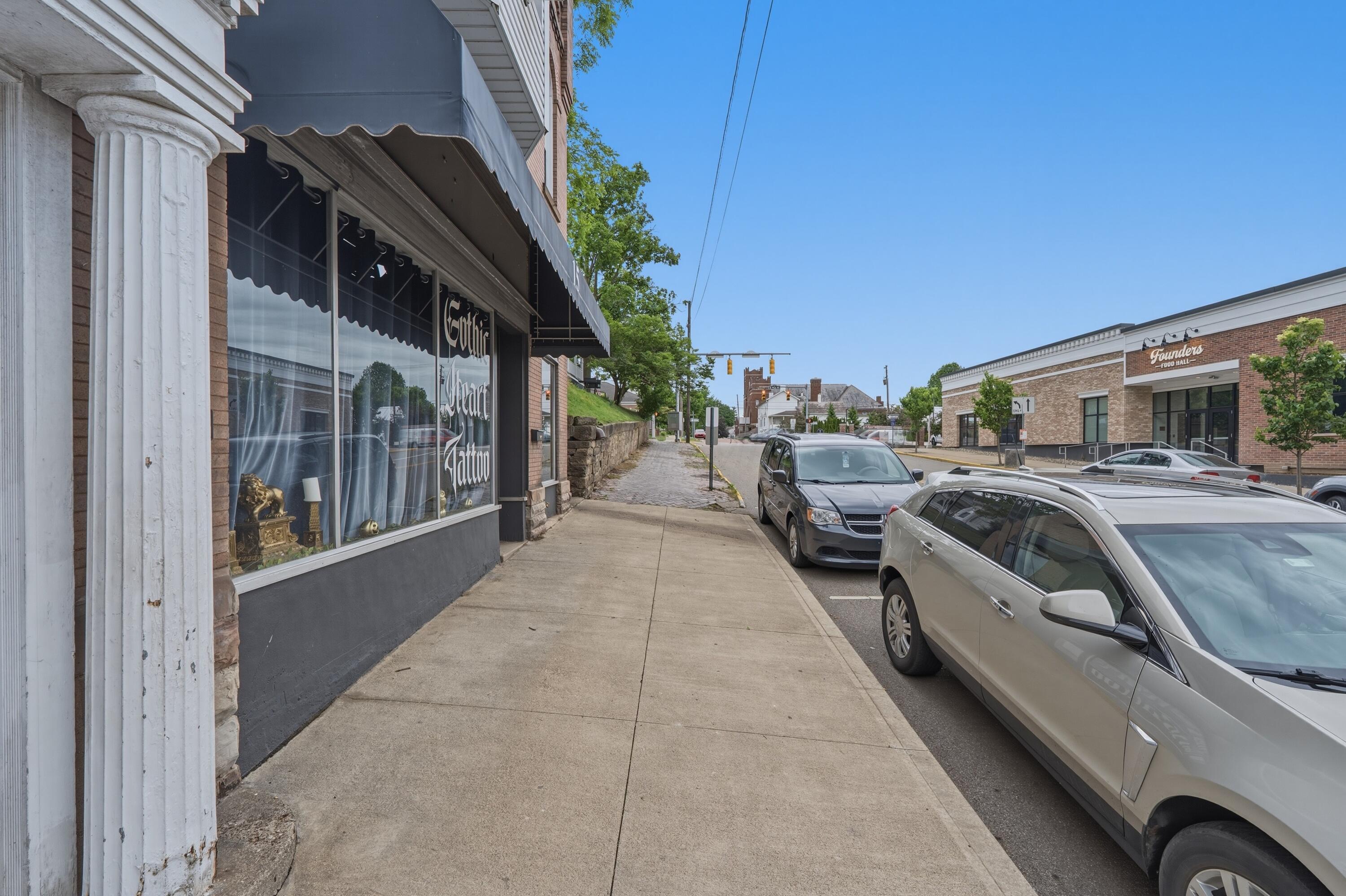15 E Vine Street Property Photo 13