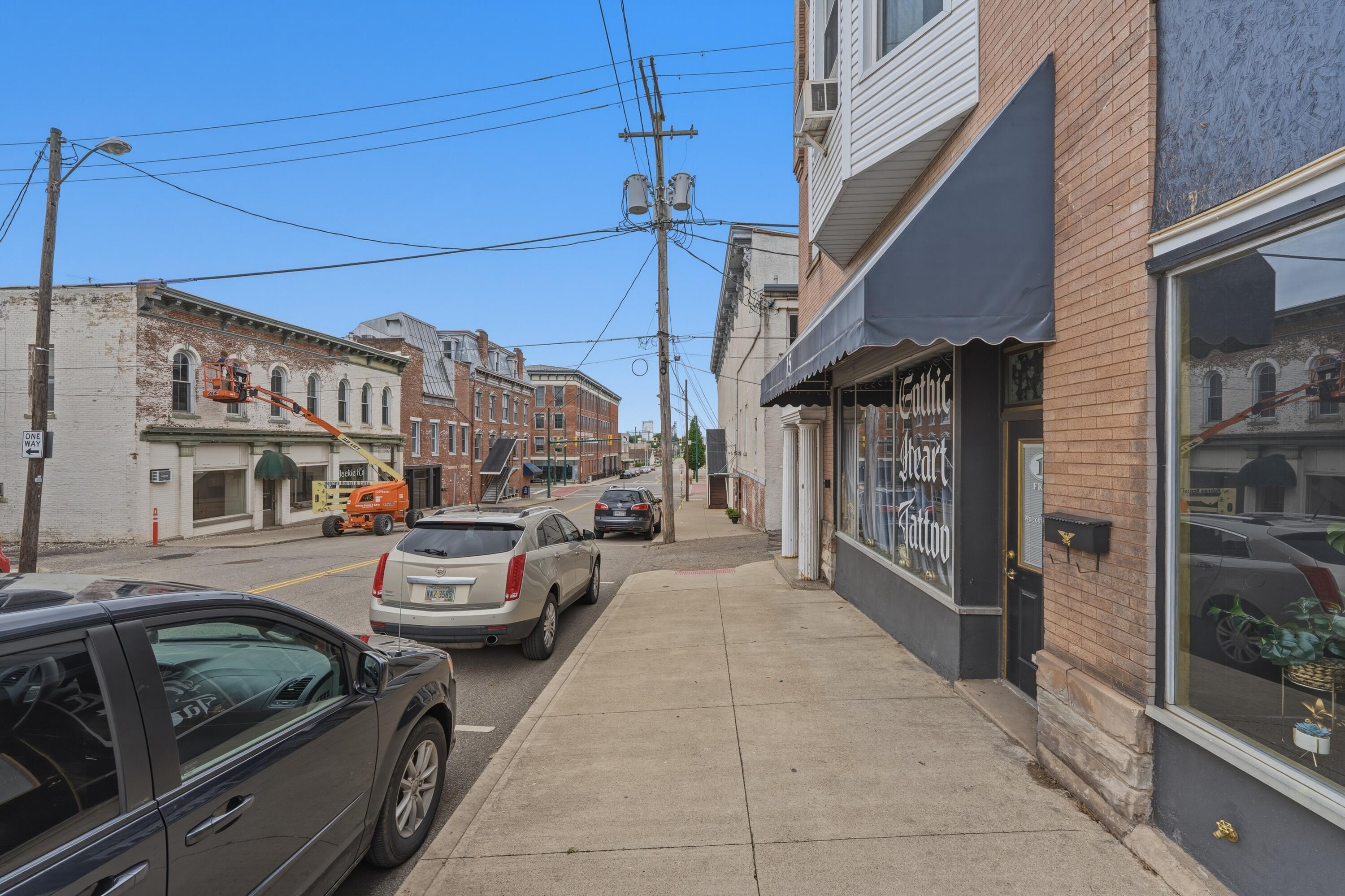 15 E Vine Street Property Photo 14