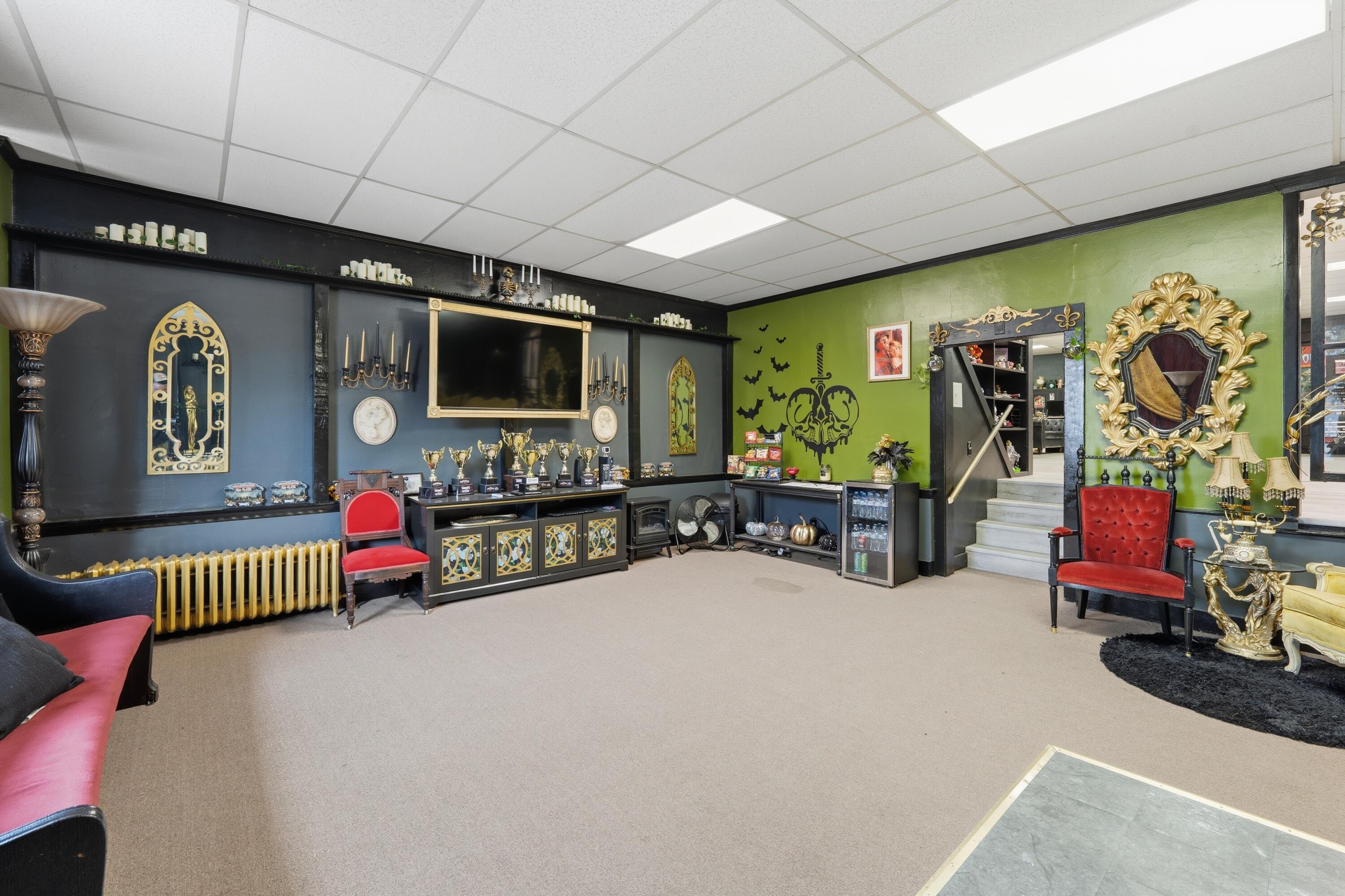 15 E Vine Street Property Photo 18