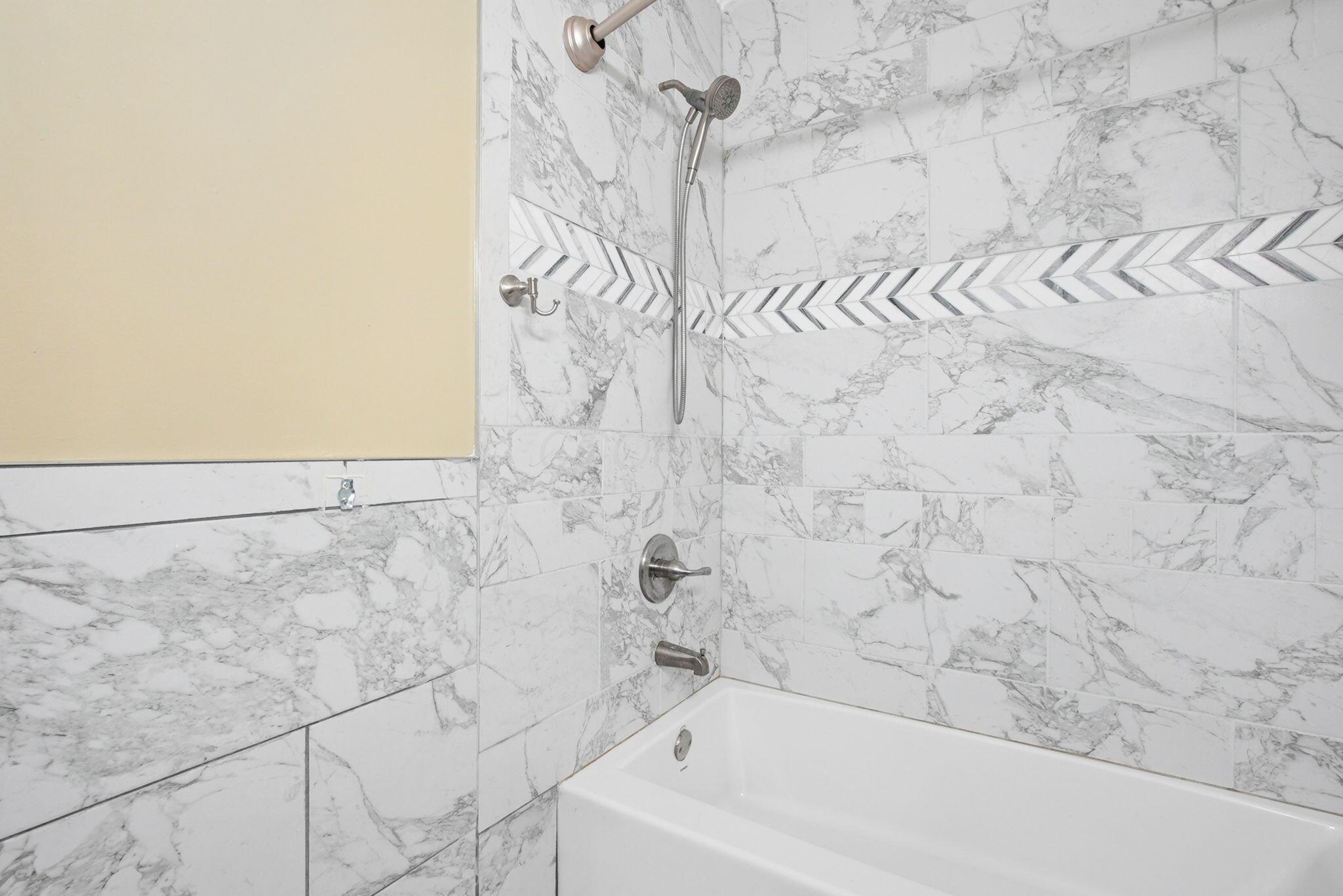 7429 Kirkdale Drive, 3c Property Photo 3