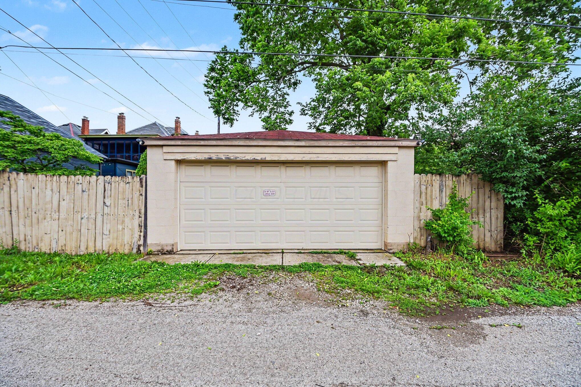 1403 Bryden Road Property Photo 31