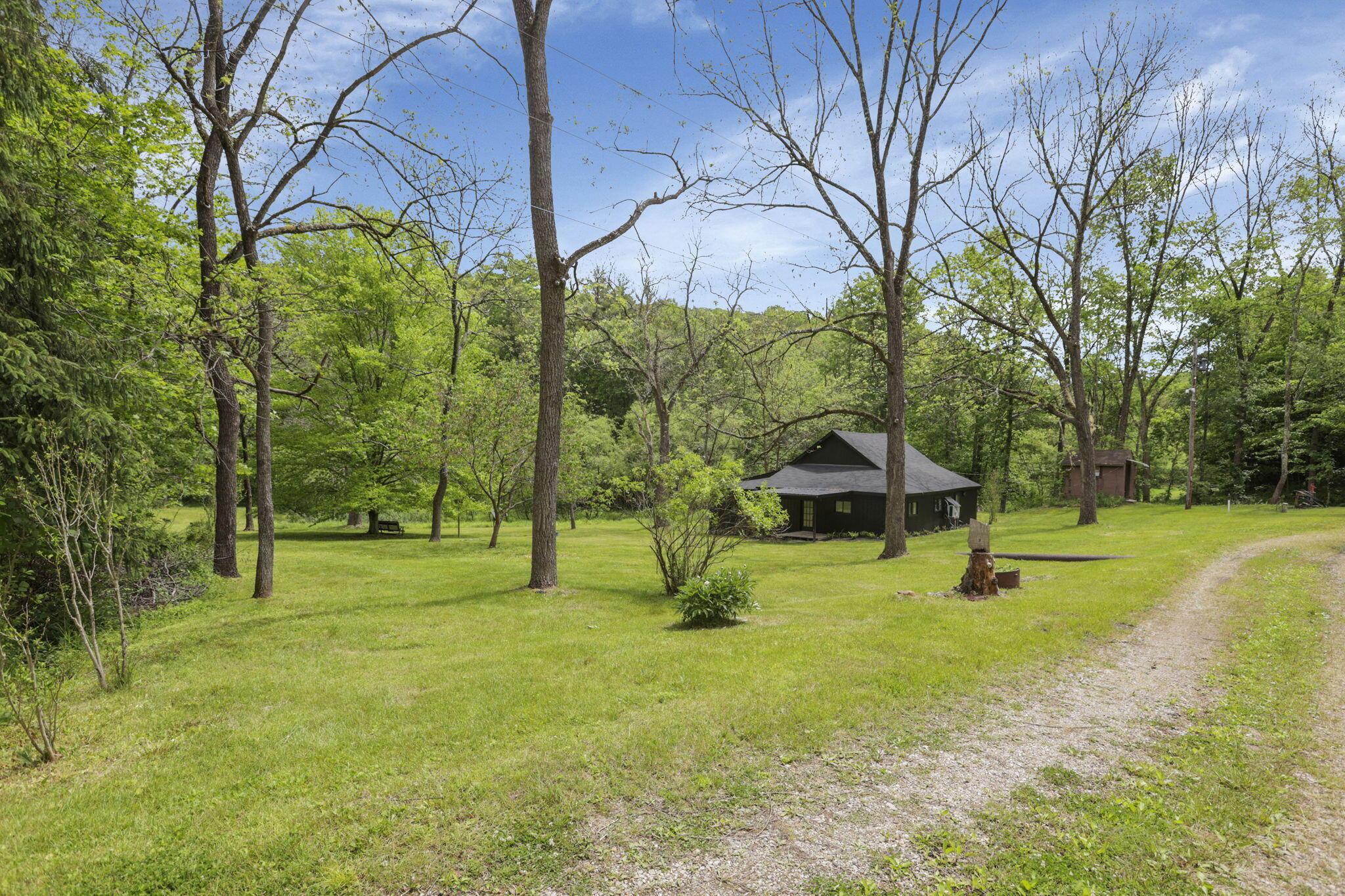 11912 State Route 691 Property Photo 5