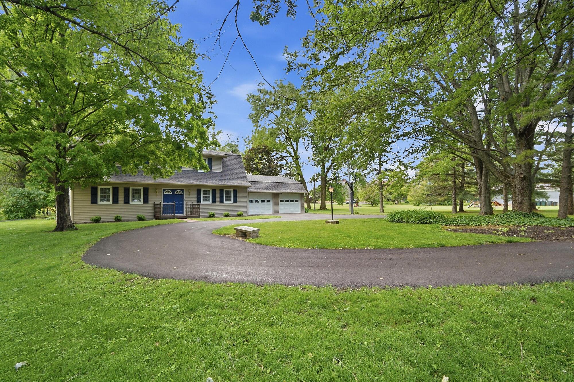 7128 Gregg Road Property Photo 5