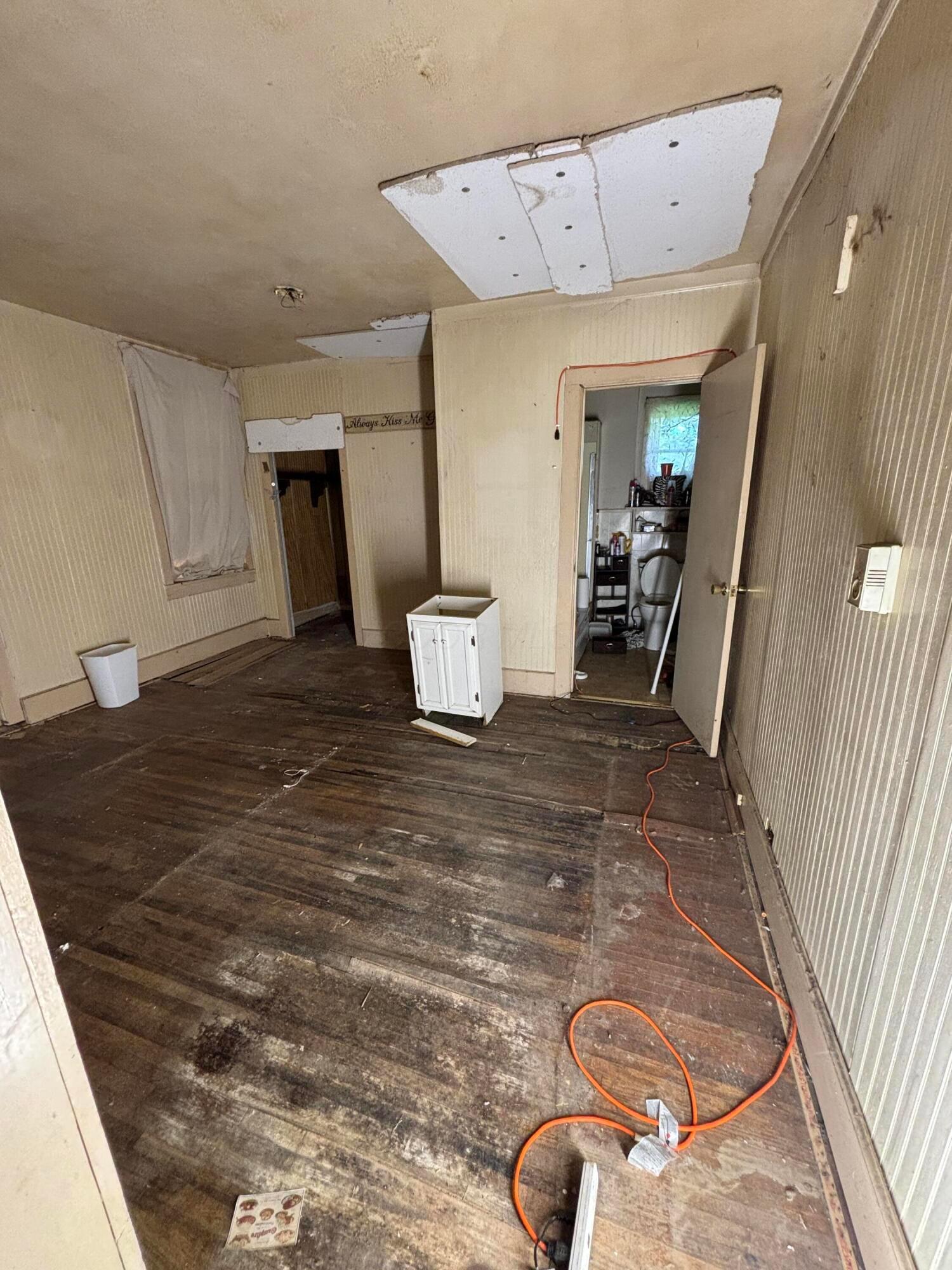 1053 State Route 181 Property Photo 8