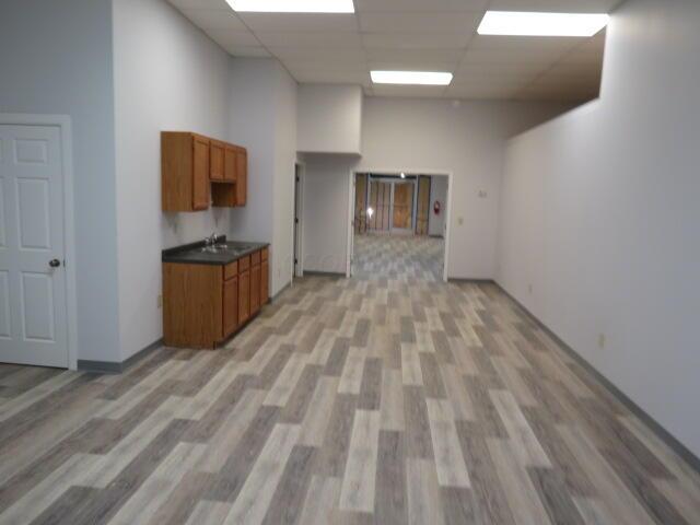 475 E Main Street, B Property Photo 5