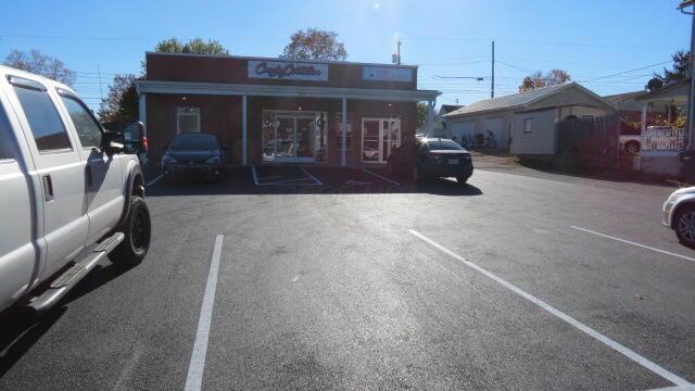 475 E Main Street, B Property Photo 12