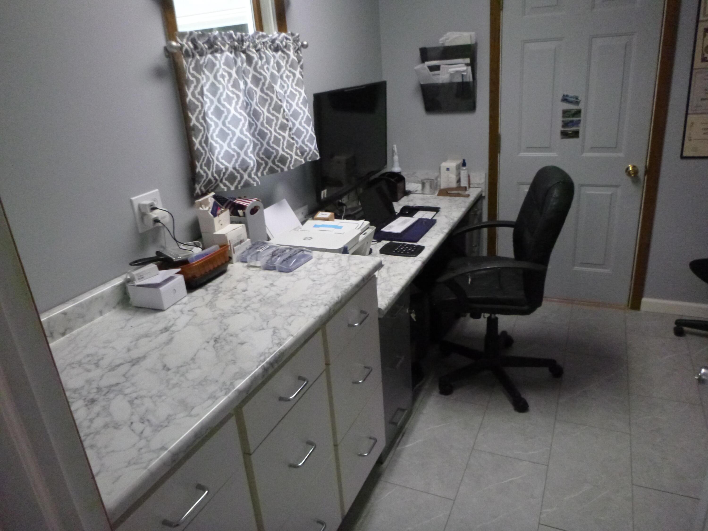 70 Barb Avenue Property Photo 32