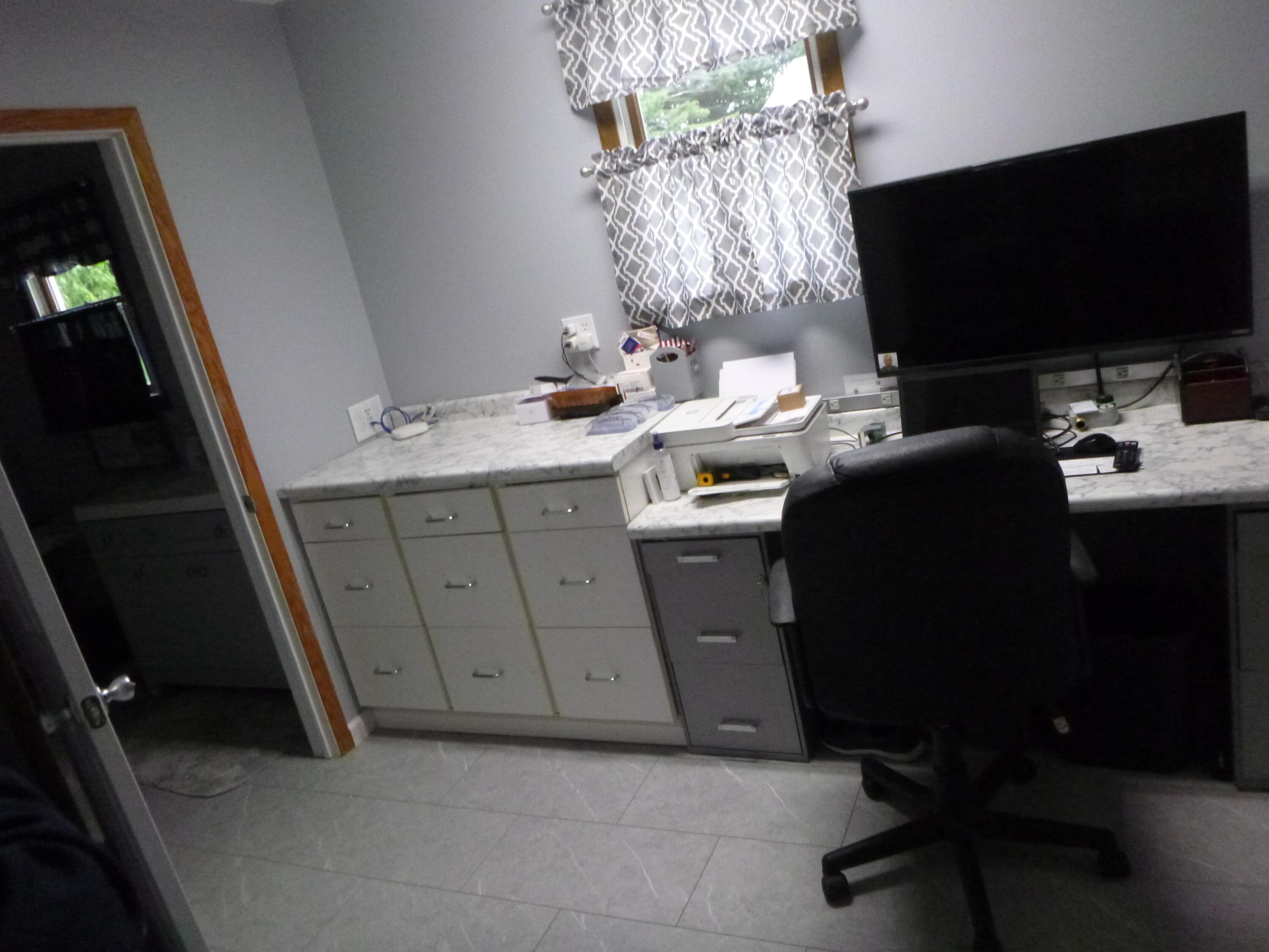 70 Barb Avenue Property Photo 34