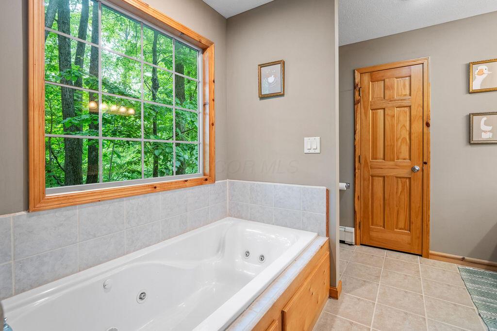 5606 Township Road 211 Property Photo 15