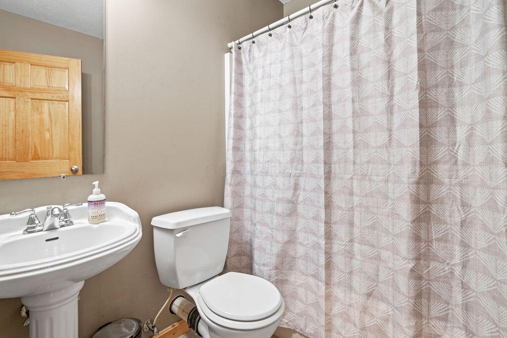 5606 Township Road 211 Property Photo 32