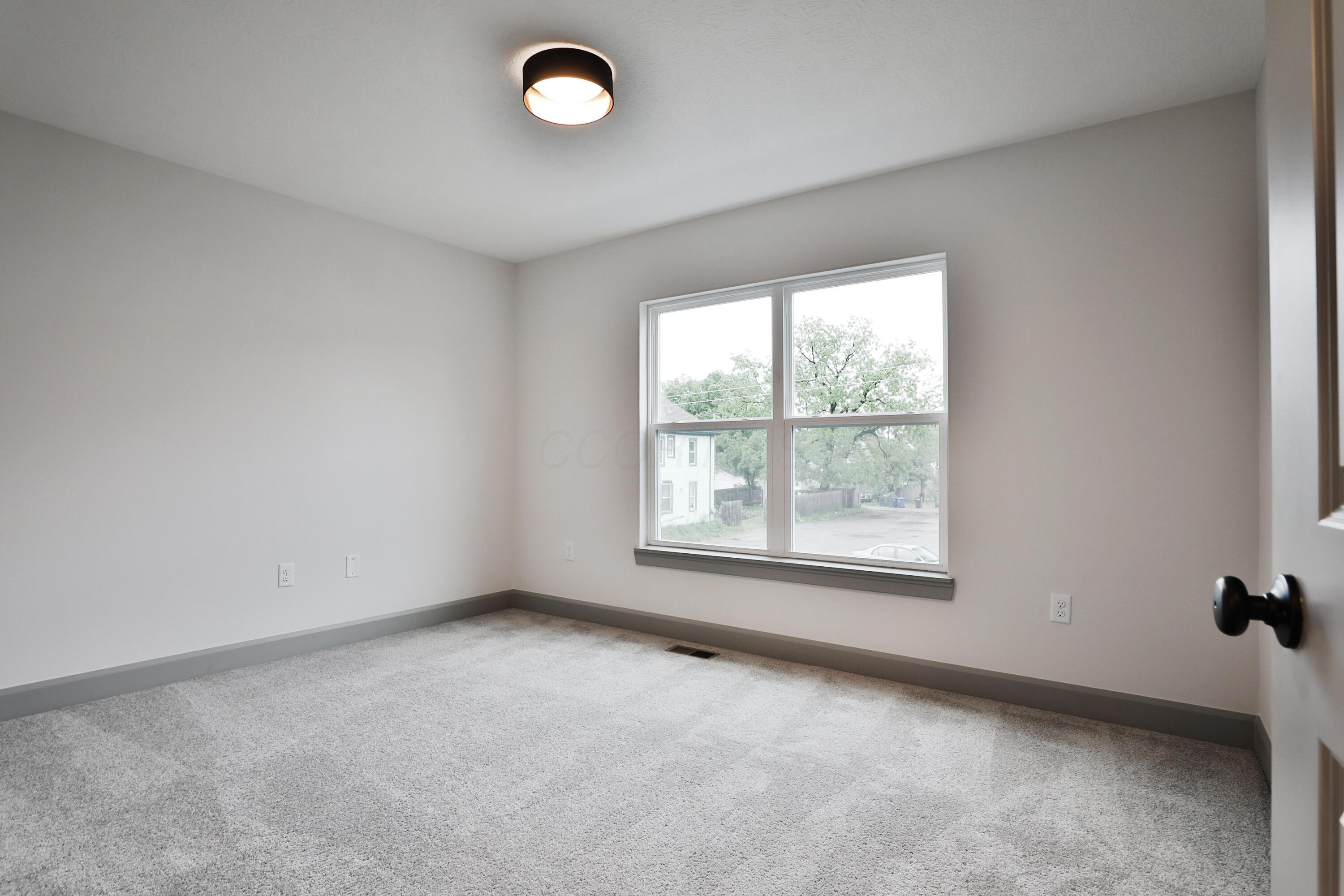 55 Brehl Avenue Property Photo 19