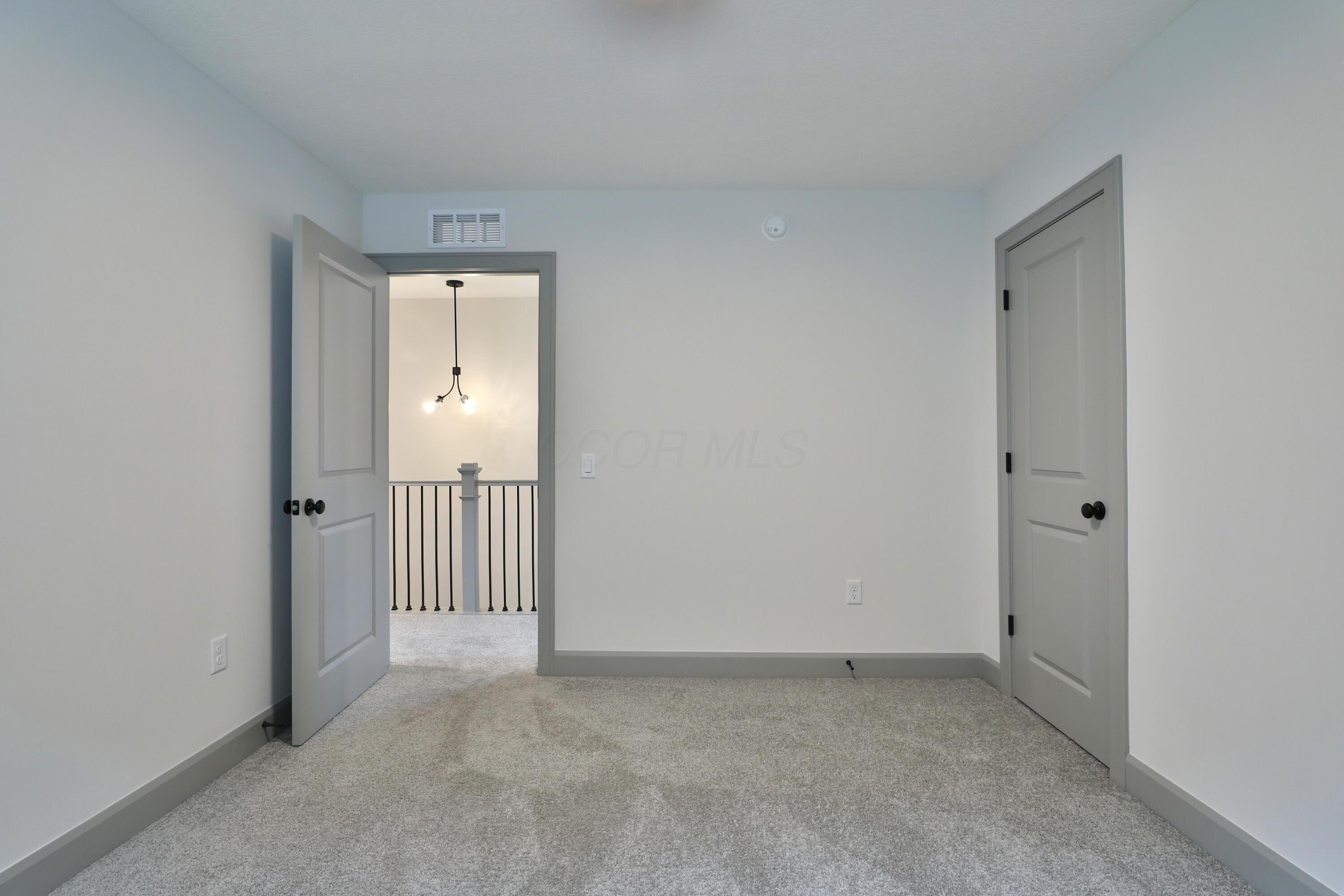 55 Brehl Avenue Property Photo 26