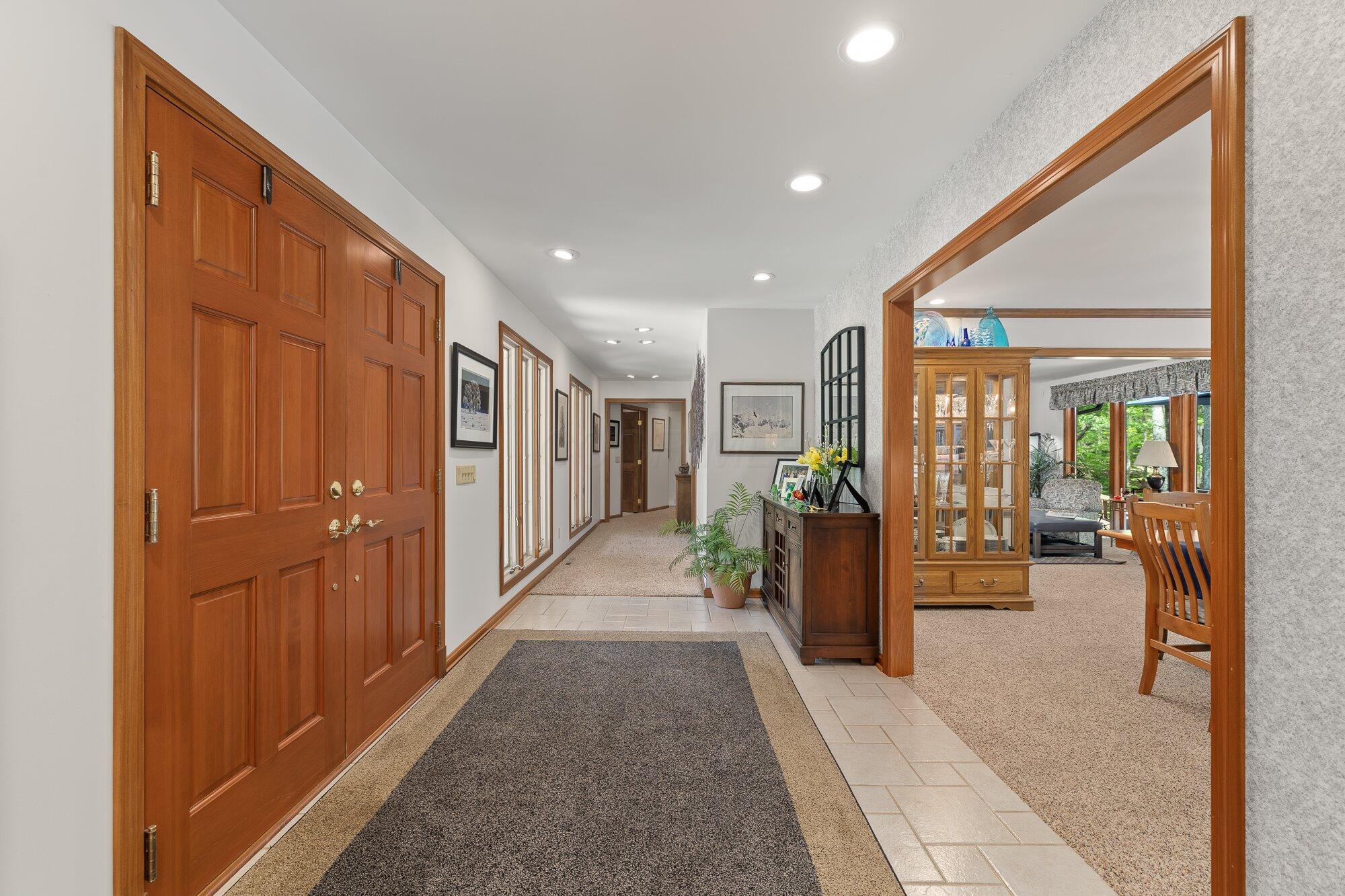 1833 E Hanley Road Property Photo 13