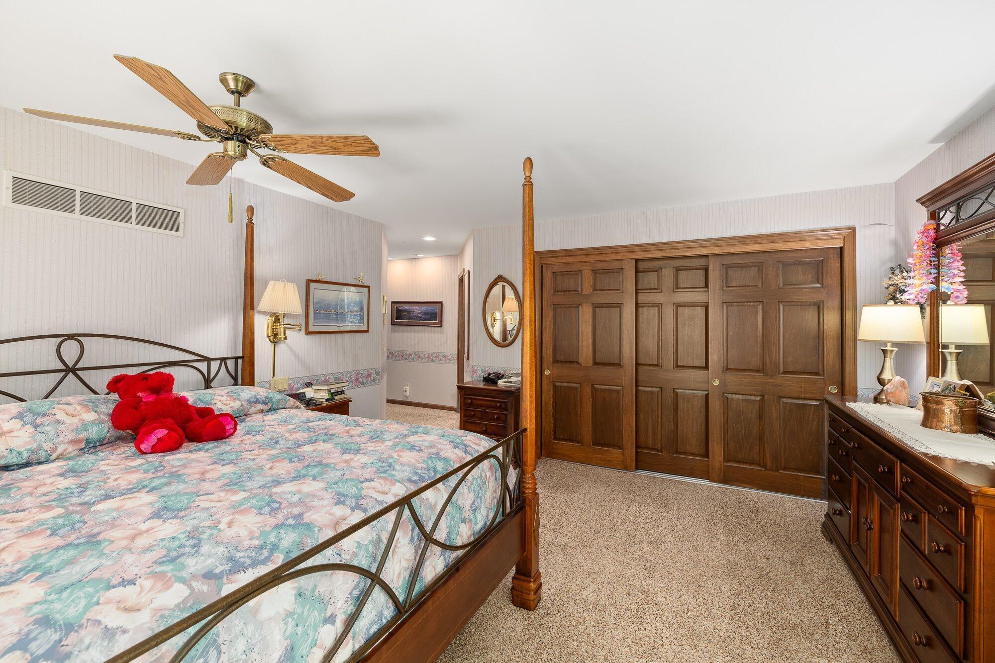 1833 E Hanley Road Property Photo 38