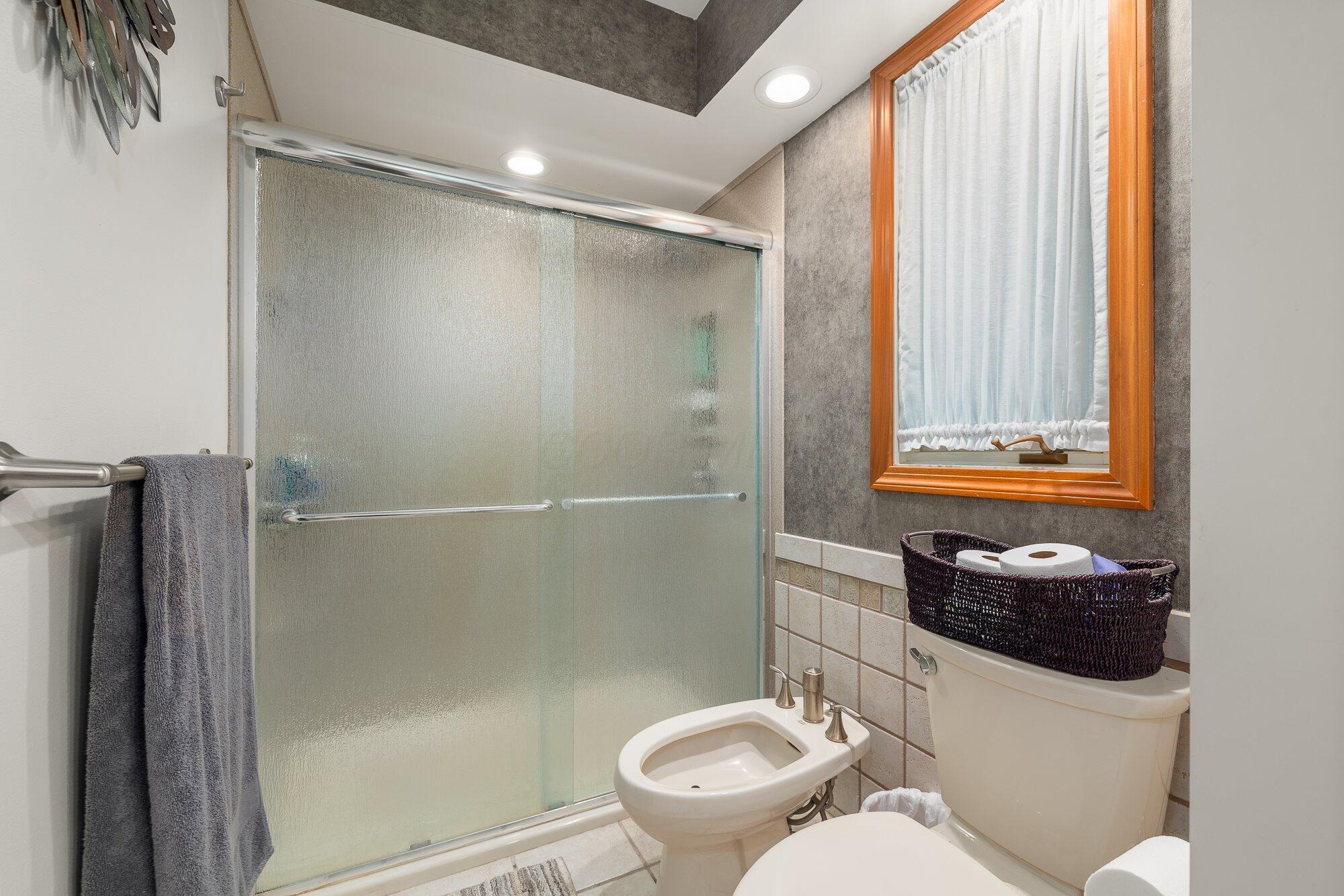 1833 E Hanley Road Property Photo 42