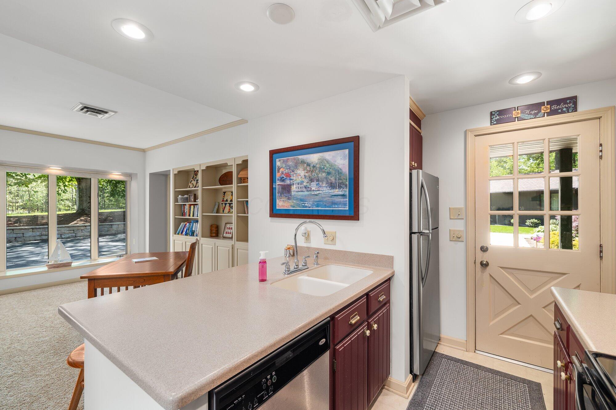 1833 E Hanley Road Property Photo 62
