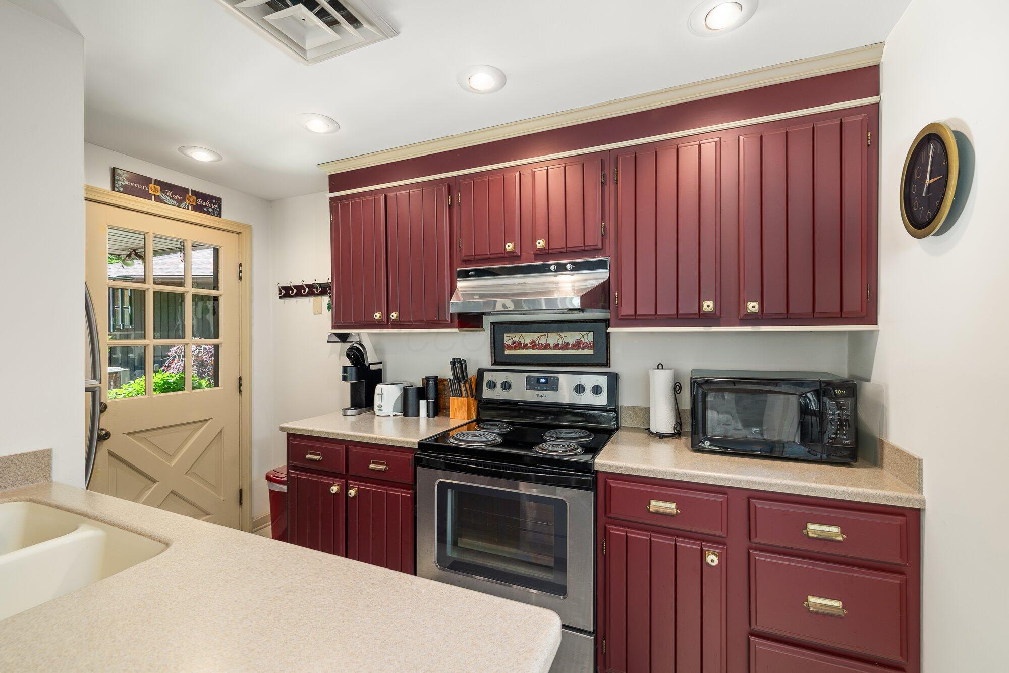 1833 E Hanley Road Property Photo 63