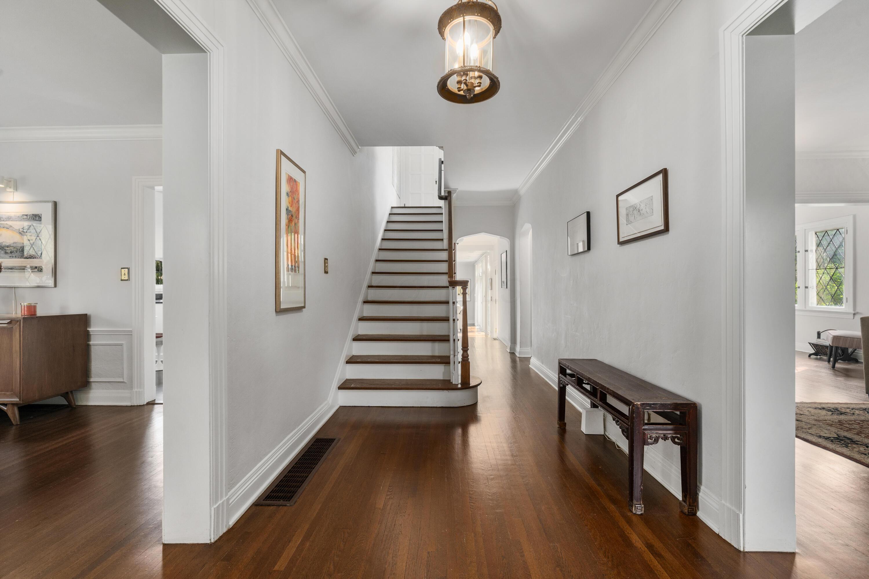 2389 Bryden Road Property Photo 10