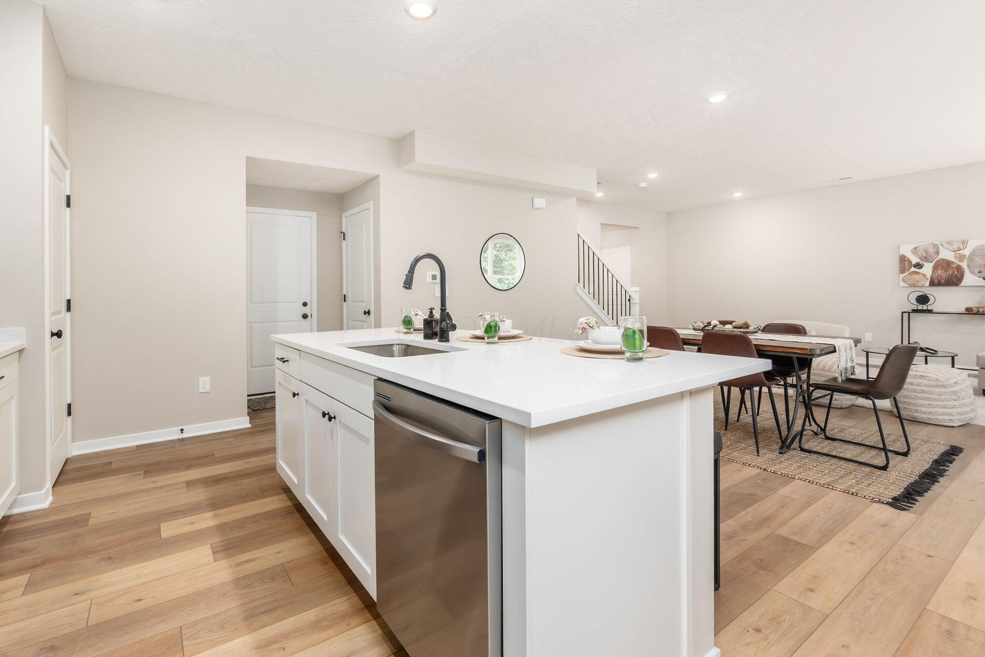344 Postle Boulevard Property Photo 11