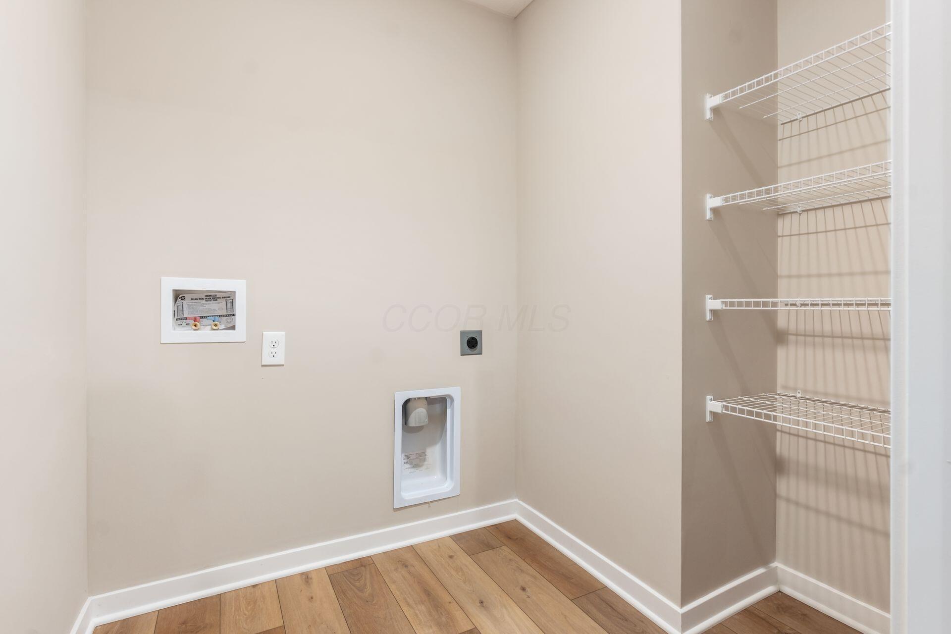 344 Postle Boulevard Property Photo 27