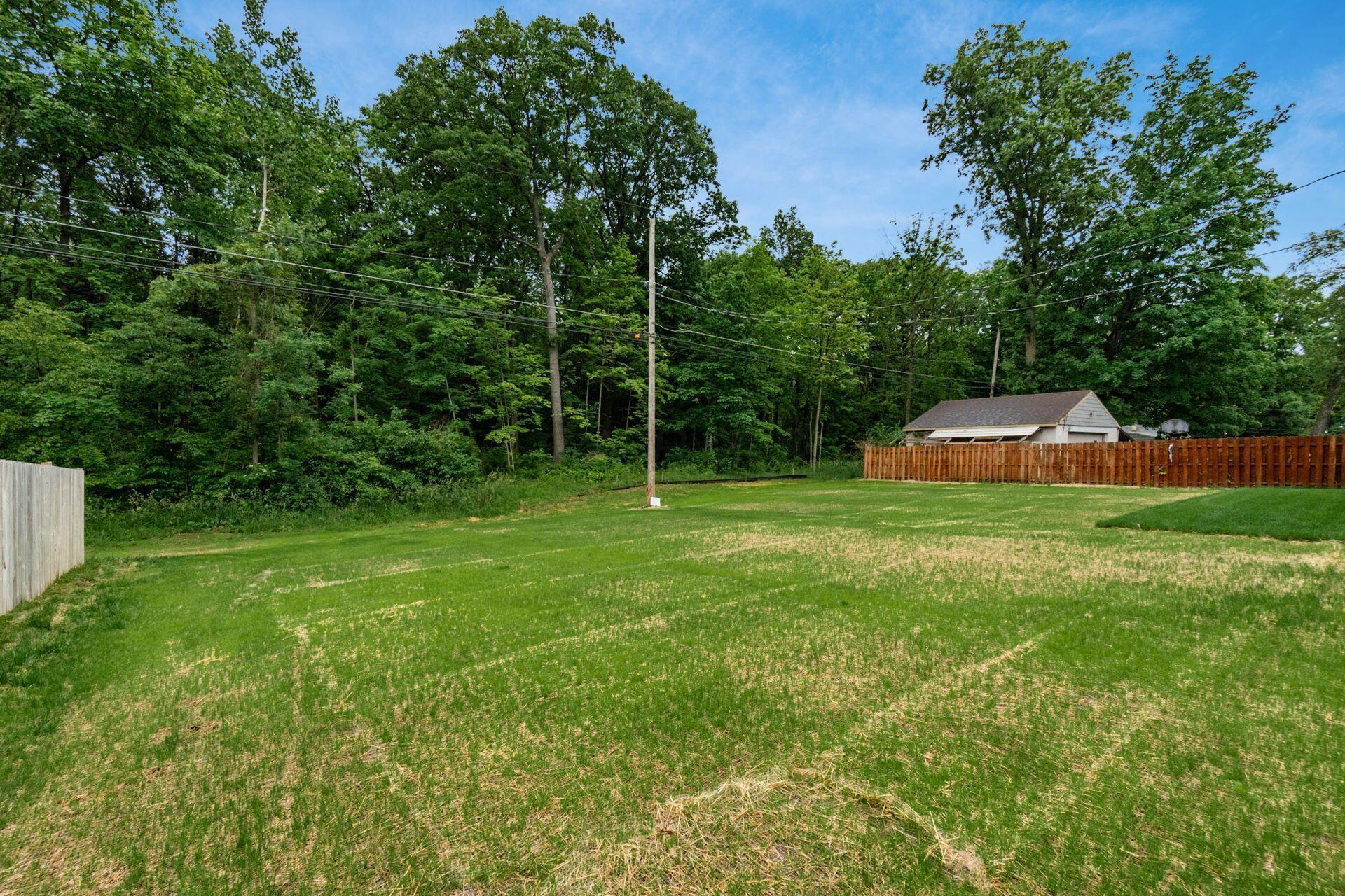 344 Postle Boulevard Property Photo 28