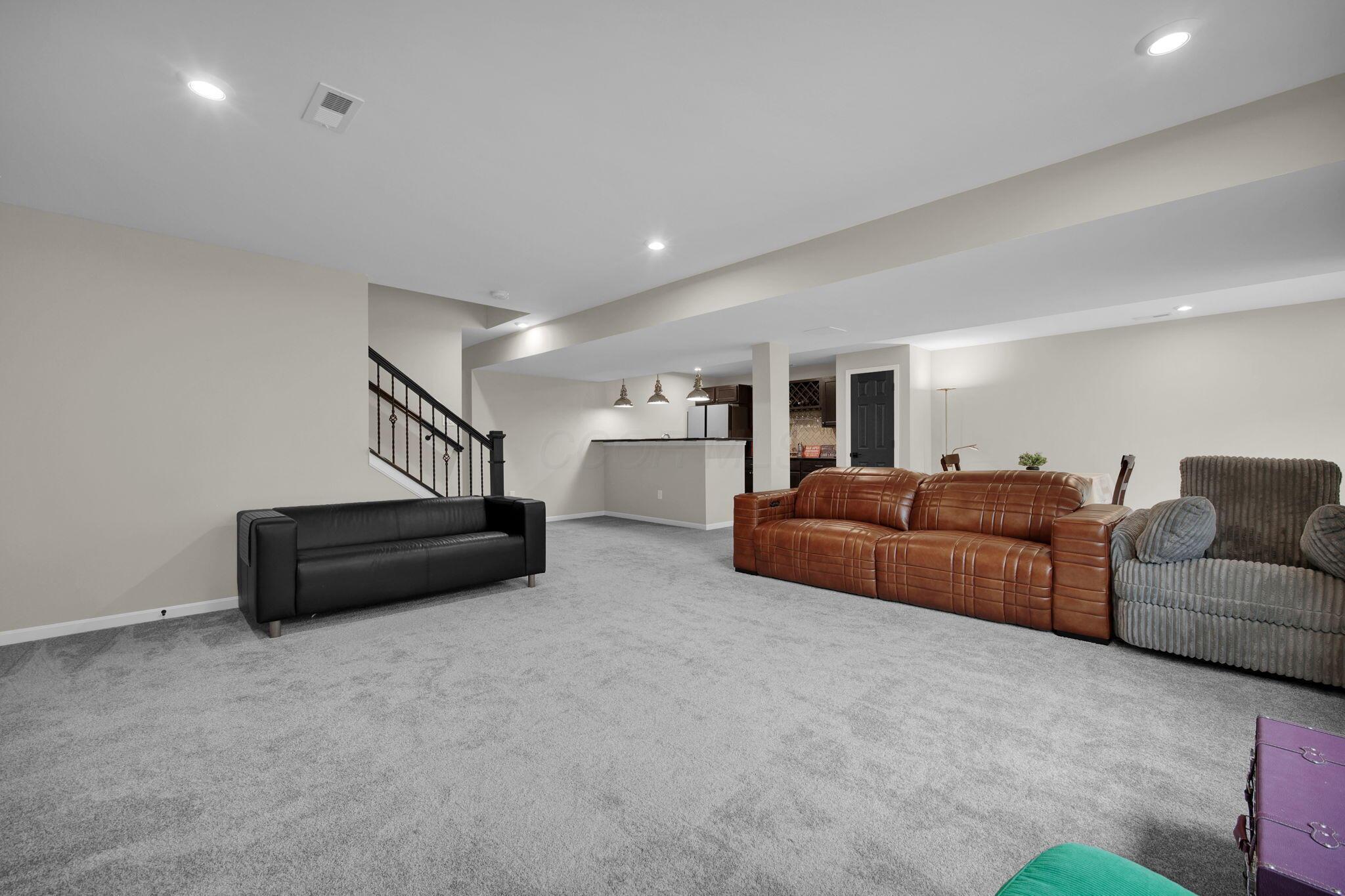 831 Pathlow Drive Property Photo 43