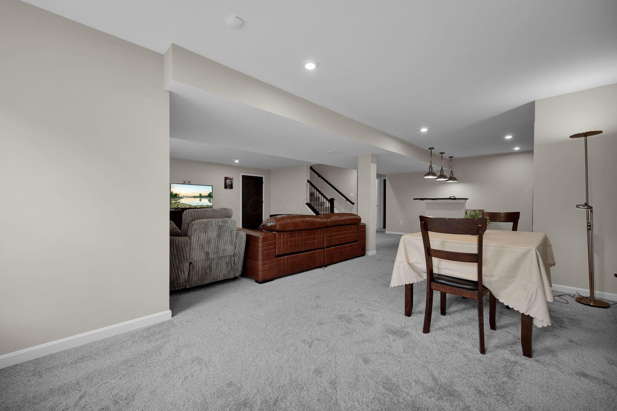 831 Pathlow Drive Property Photo 45