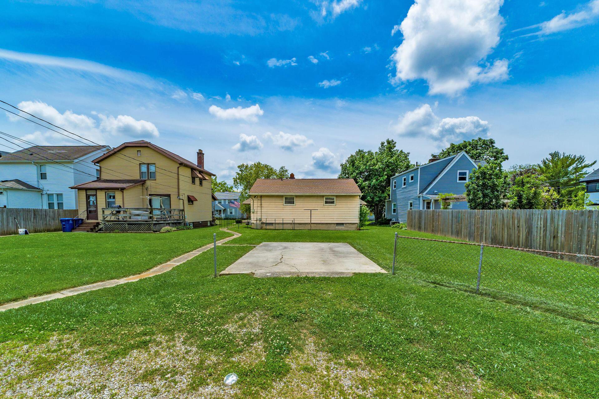 672 E Mithoff Street Property Photo 22