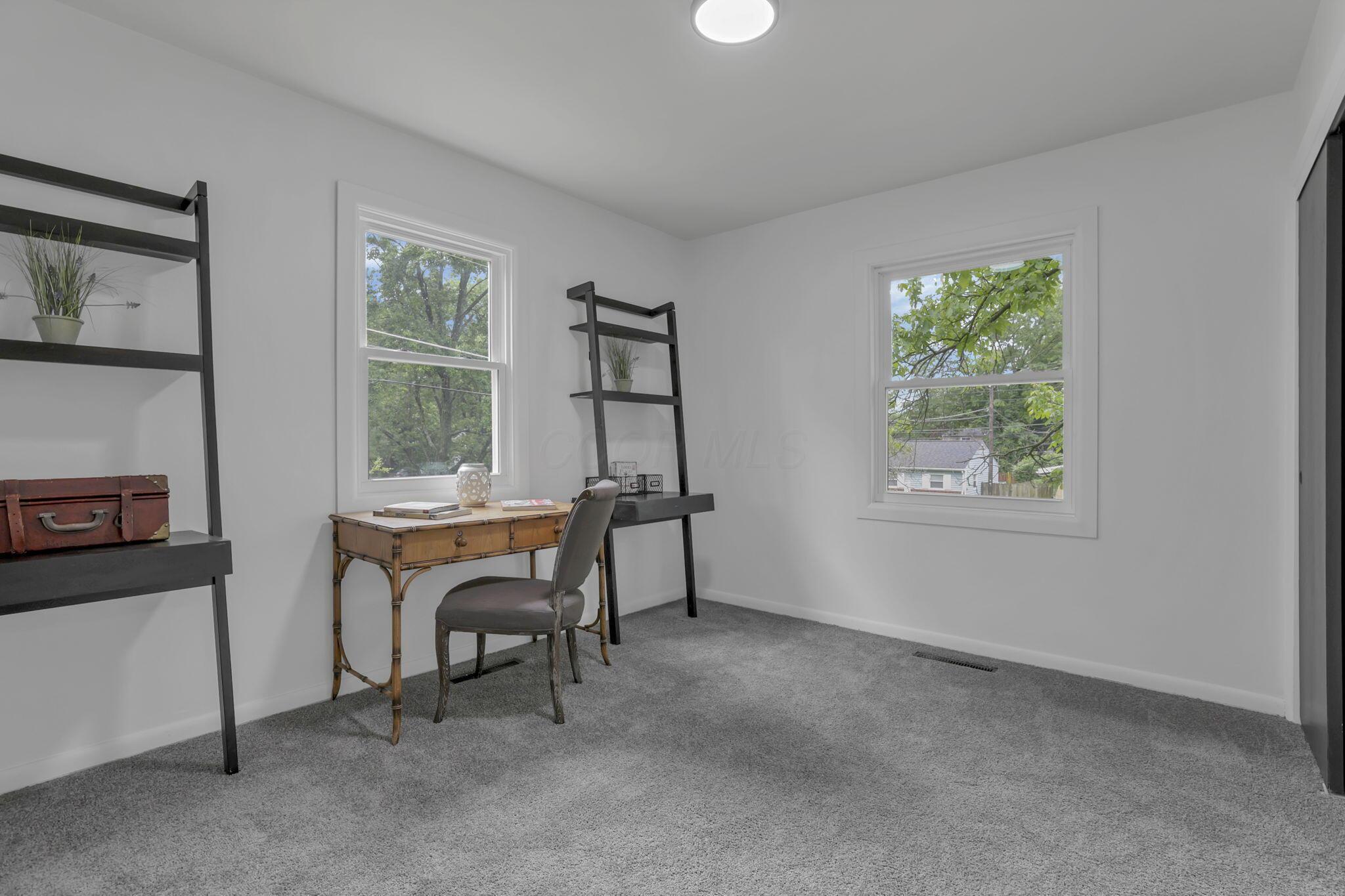4636 Dundee Avenue Property Photo 22
