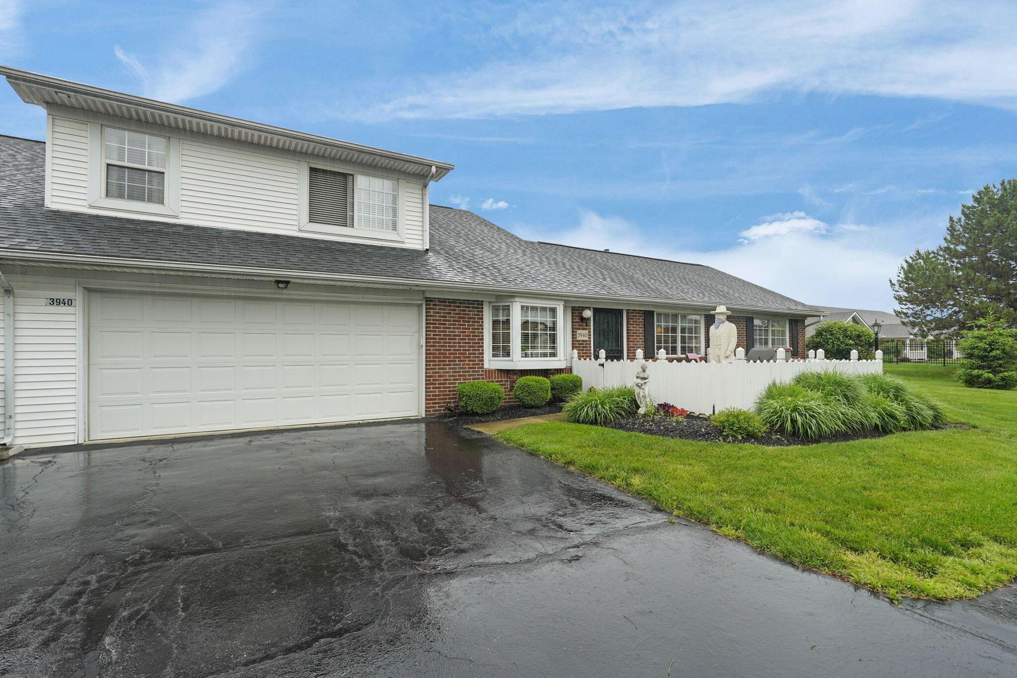 3940 Crestfield Drive Property Photo 4