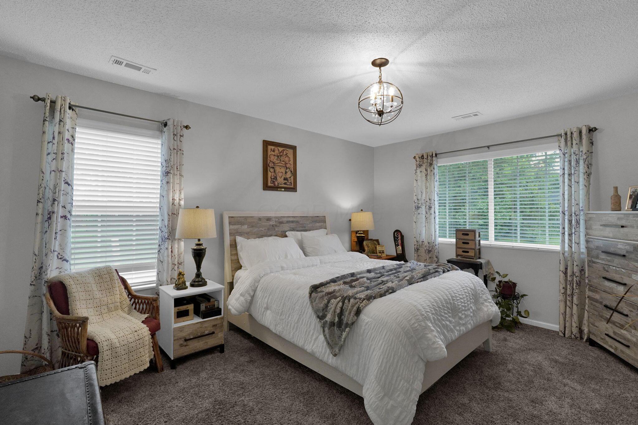 3940 Crestfield Drive Property Photo 15