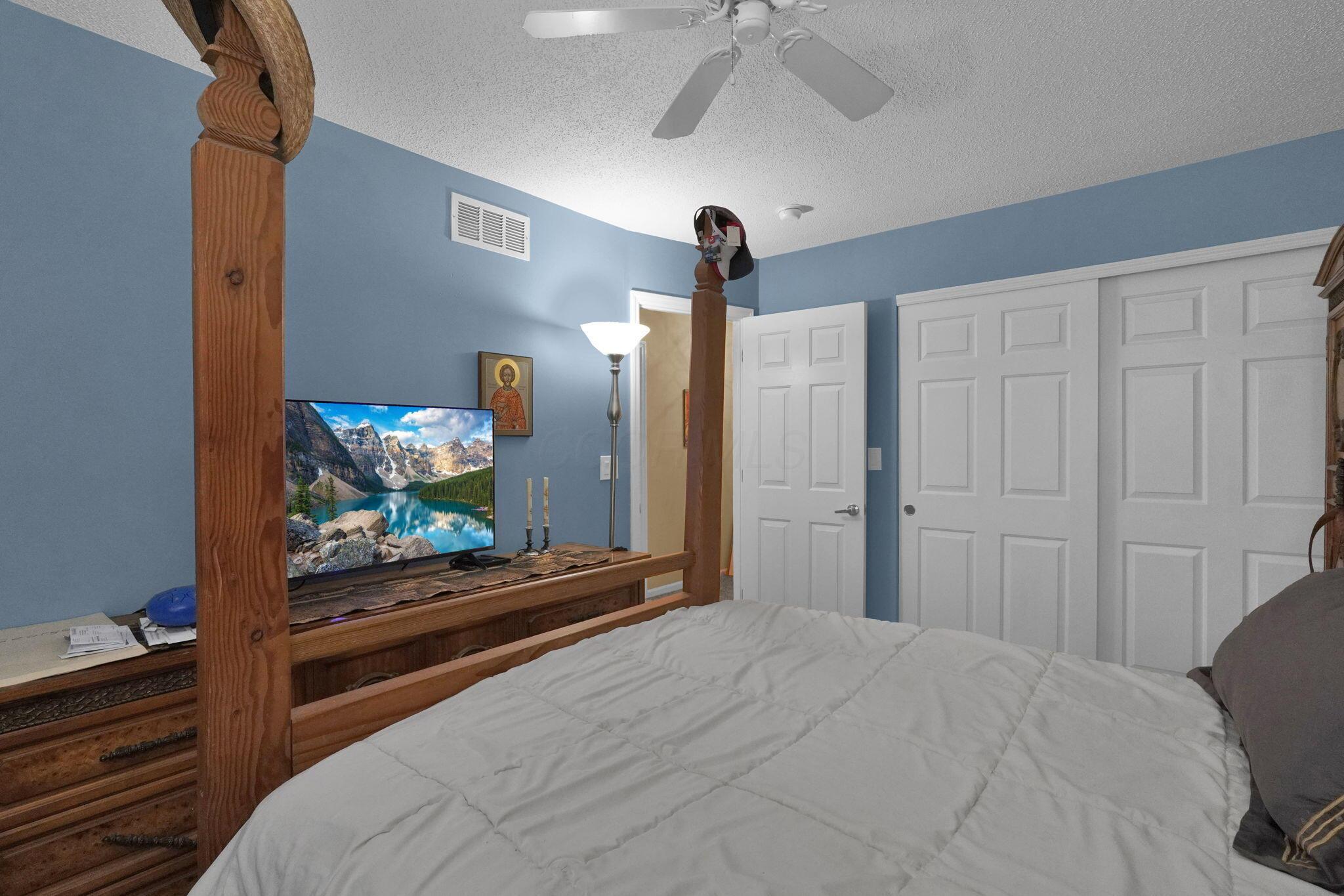 3940 Crestfield Drive Property Photo 23