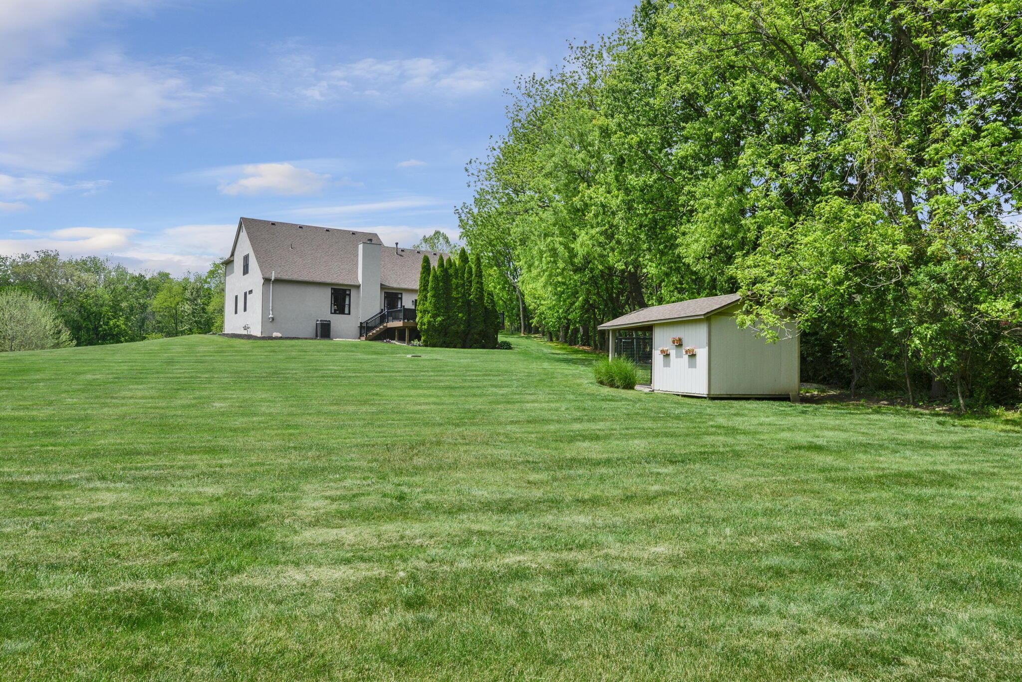 300 Waters Edge Drive Property Photo 35