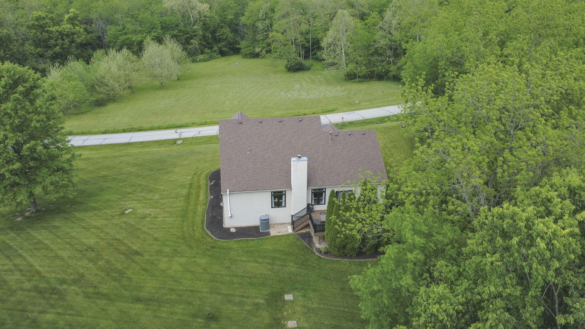 300 Waters Edge Drive Property Photo 43