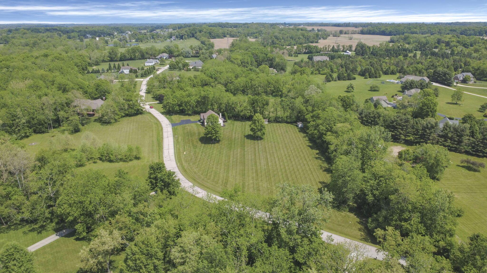 300 Waters Edge Drive Property Photo 47